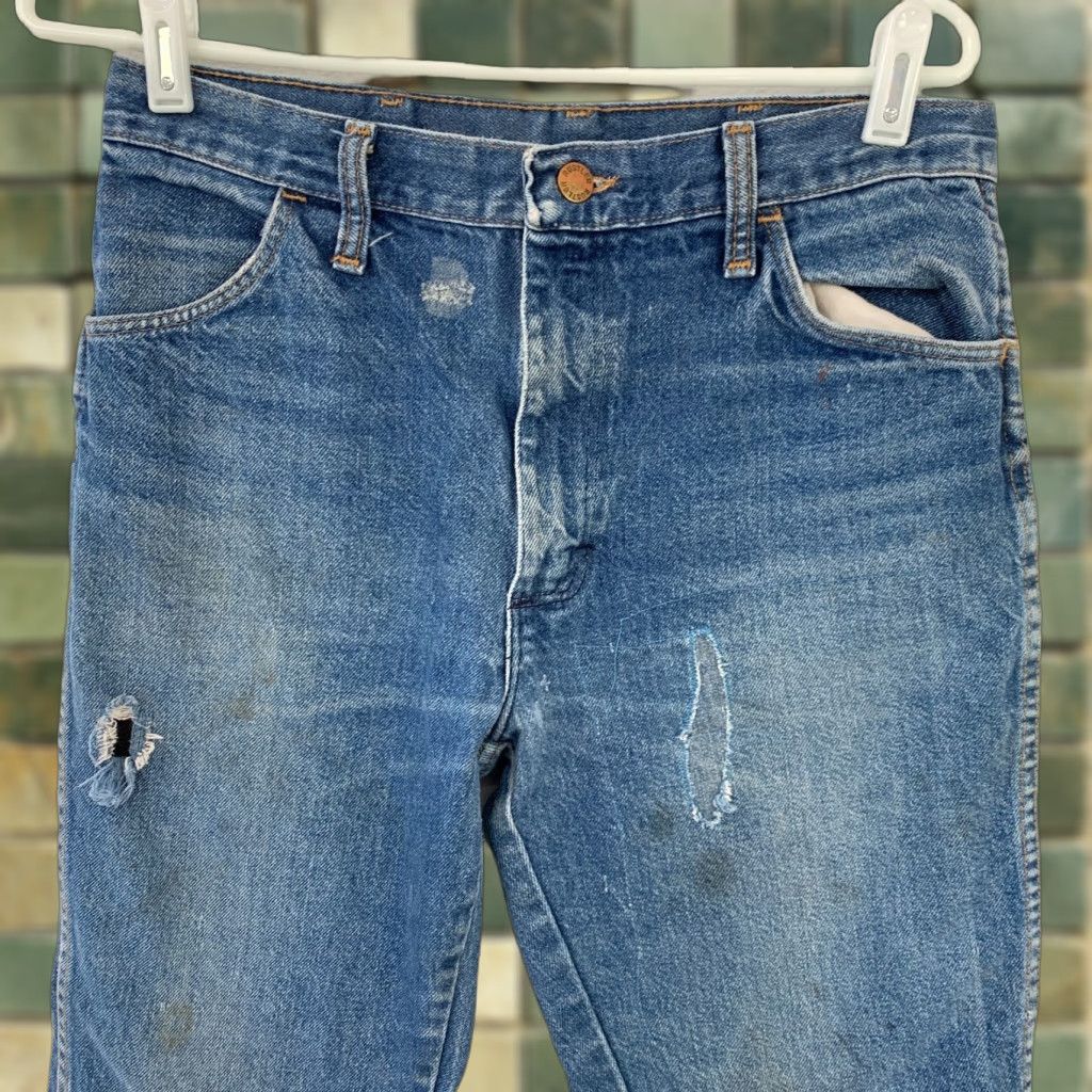 Vintage VINTAGE Rustler Jeans Destroyed 32 Short Denim Blue 100% Cotton Mens Jeans Straight 28.75 Inseam Fall Winter Spring USA Button Zip Size US 32 / EU 48 - 1 Thumbnail