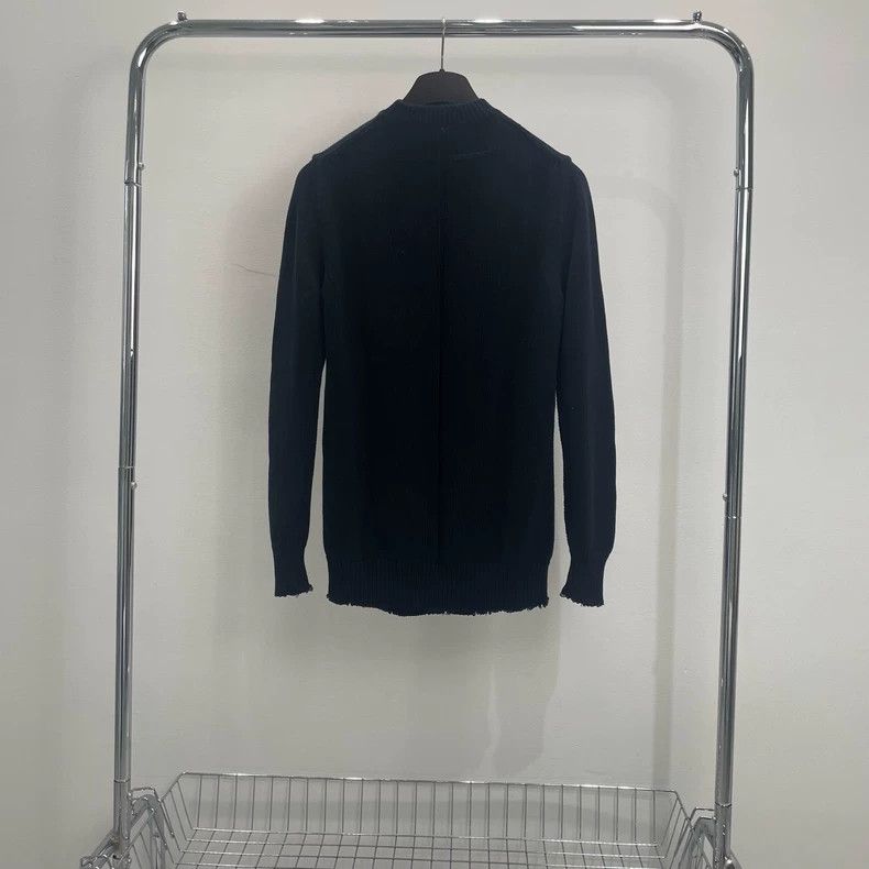 Givenchy Givenchy Chest Logo Embroidered Knit Black Sweater YY Size US S / EU 44-46 / 1 - 4 Thumbnail