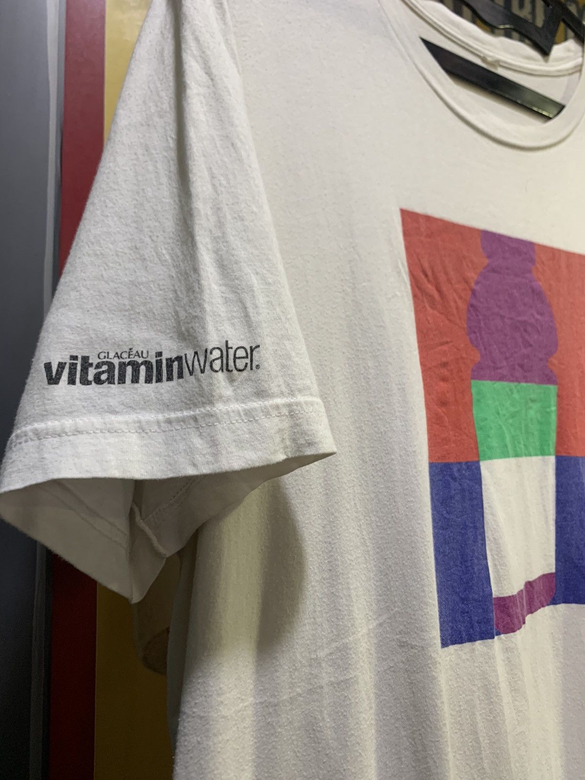 Coca Cola GLACEAU “Vitamin Water Pop Art” By Coca-cola Company Promo T Size US XL / EU 56 / 4 - 4 Thumbnail