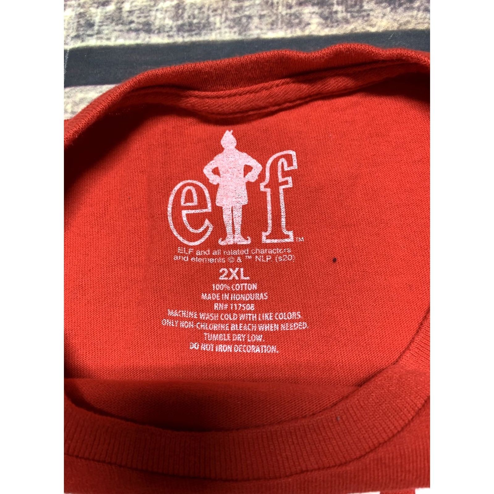 Vintage Buddy ELF "Raised by Elves" Christmas TShirt Size 2XL Red Mens XMas Elf Shirt Crew Neck Cotton Jersey Graphic Print Size US XXL / EU 58 / 5 - 3 Thumbnail