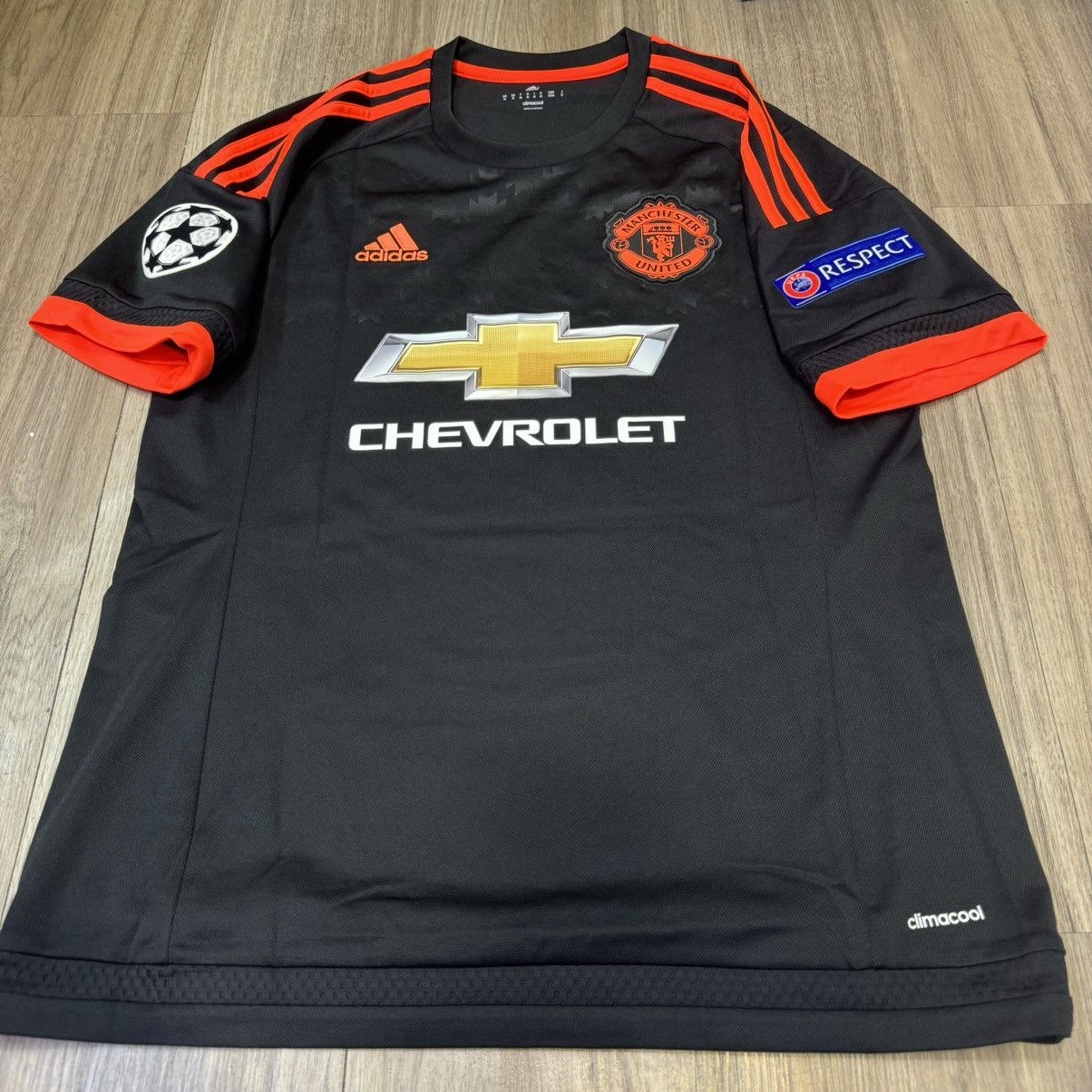 Nike Manchester United 15/16 C/L away shirt #8 Mata Size US M / EU 48-50 / 2 - 1 Thumbnail