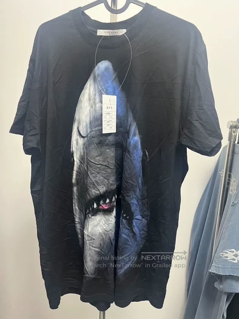 Givenchy Givenchy Black Sharkhead Short Sleeve T-Shirt Size US XS / EU 42 / 0 - 1 Thumbnail