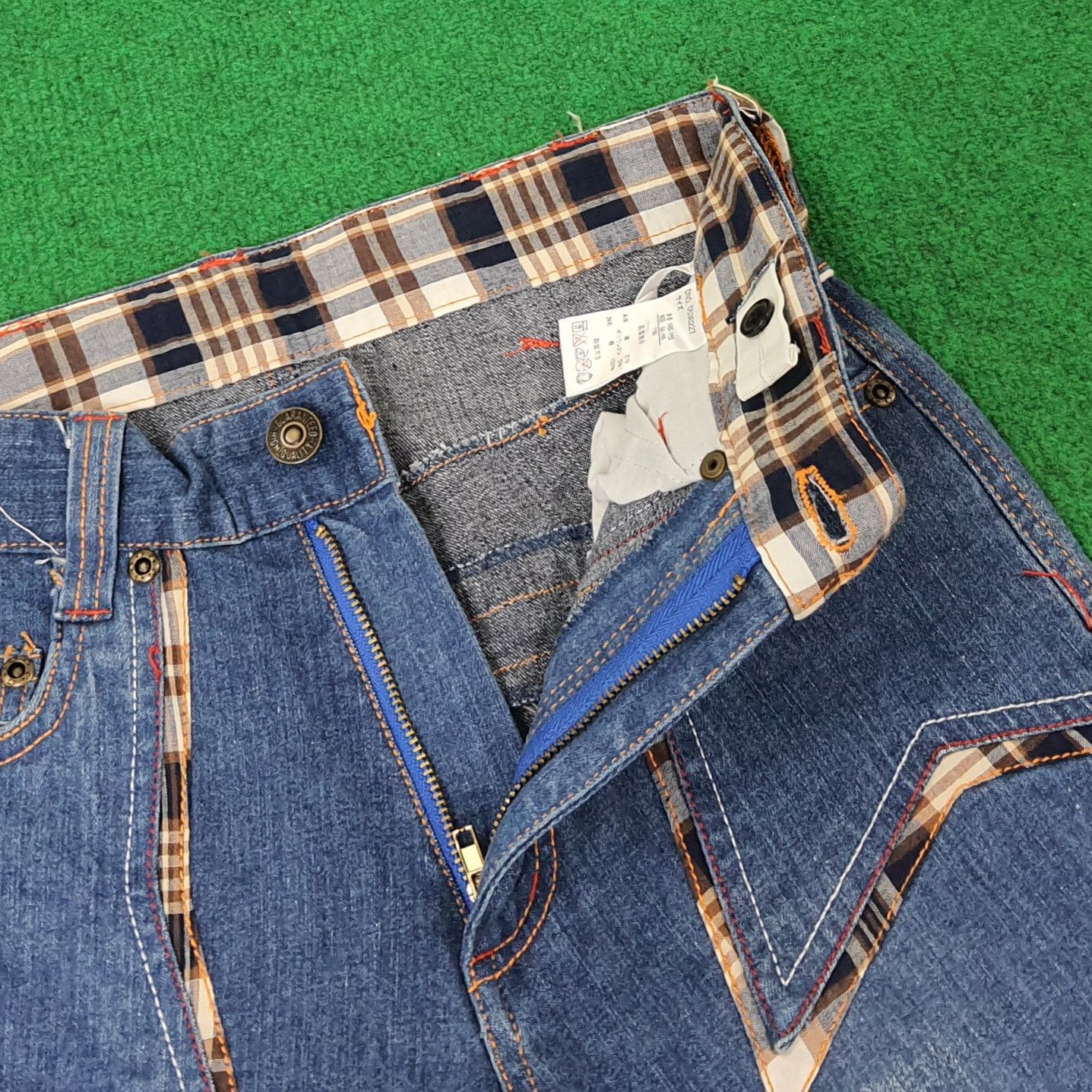 Vintage Vintage XYZ Skull Custom Logo Streetwear Style Jeans Size US 26 / EU 42 - 5 Thumbnail