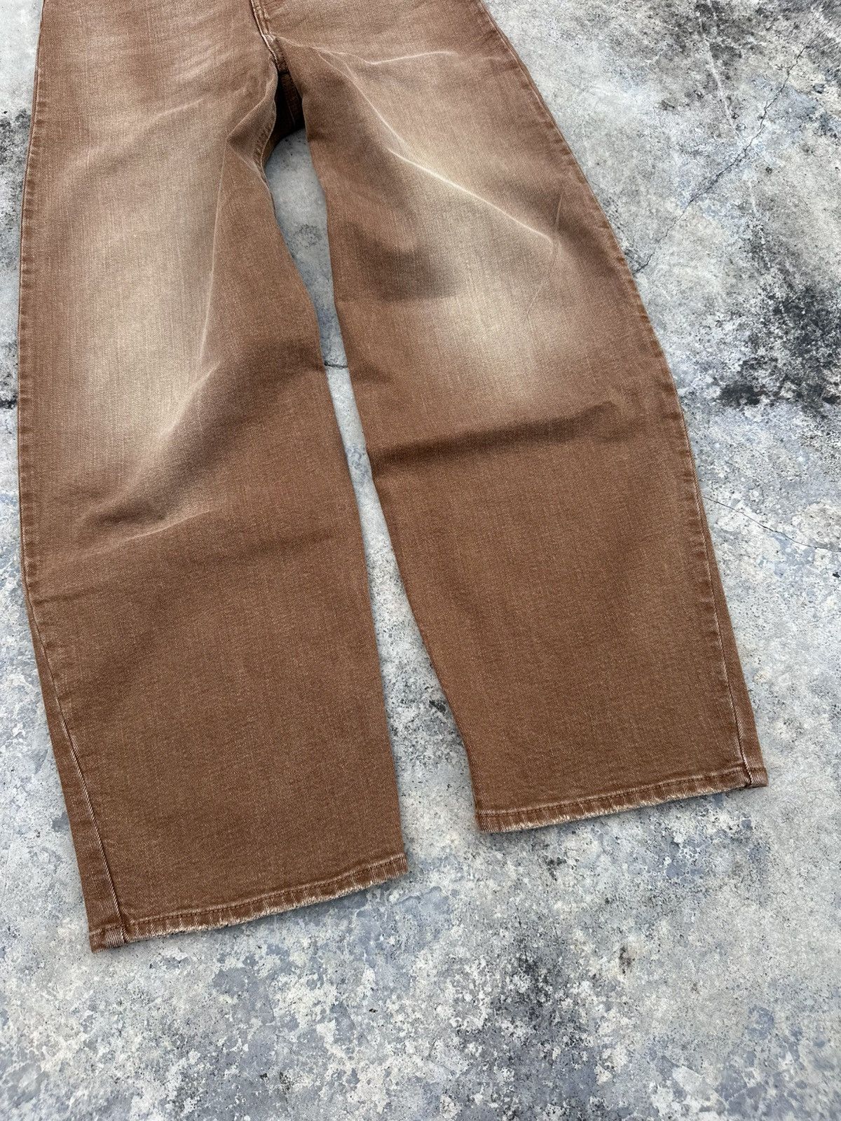 Maison Margiela AW2022 Maison Margiela Brown Cozy Jeans Size 26" / US 2 / IT 38 - 2 Thumbnail