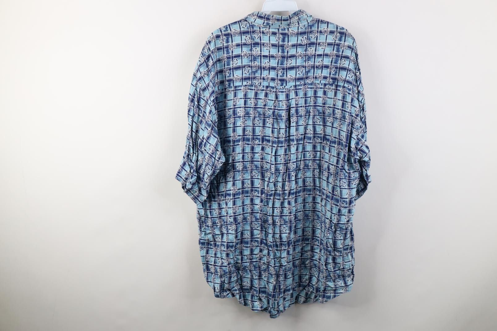 Vintage Vintage 90s Streetwear Gabardine Geometric Button Shirt Blue Size US L / EU 52-54 / 3 - 10 Thumbnail