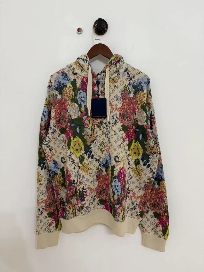 Louis Vuitton Louis Vuitton Floral printed knit hoodie Size US L / EU 52-54 / 3 - 1 Thumbnail