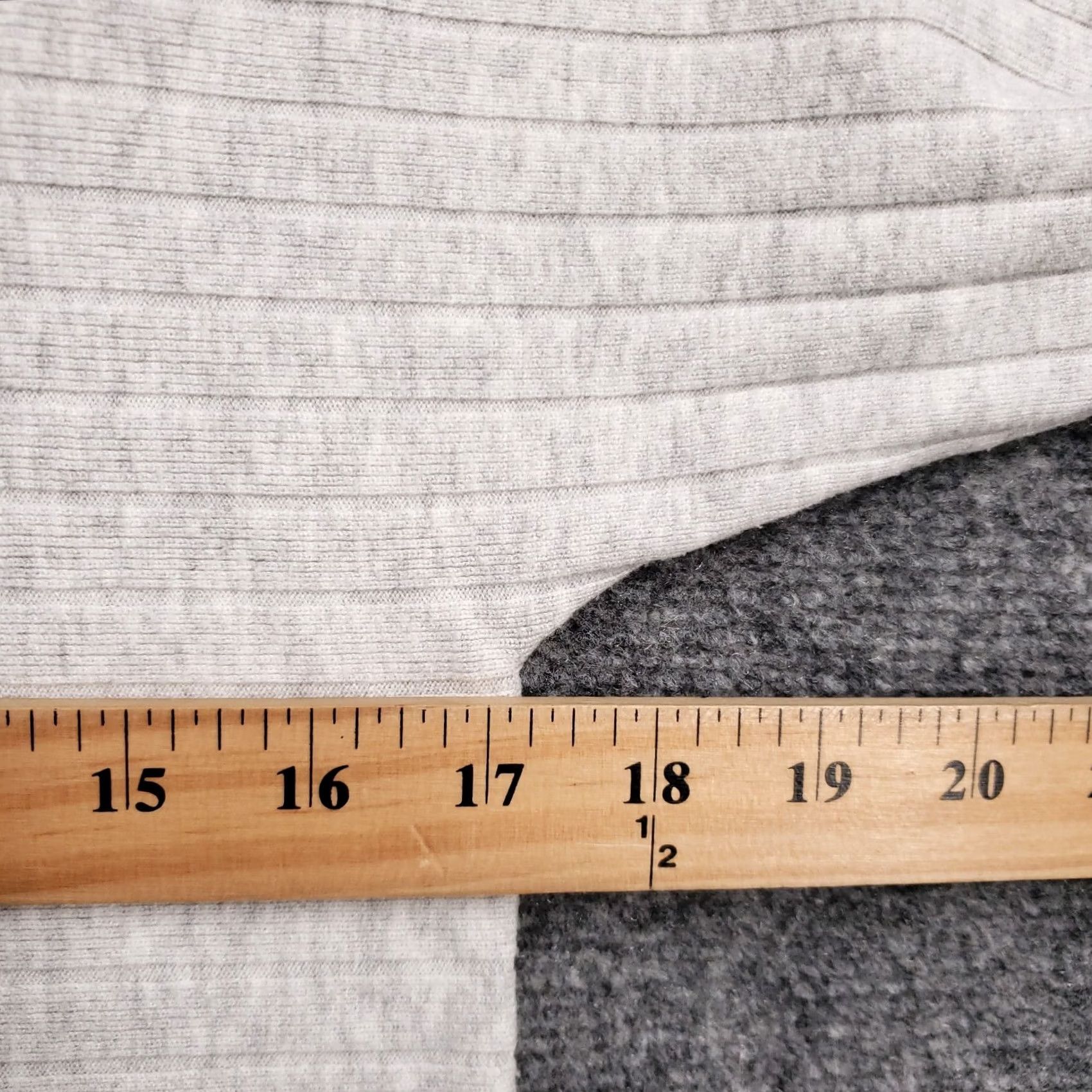 Banana Republic Banana Republic Womens Small Gray Ribbed Funnel Neck Long Sleeve Knit Size S / US 4 / IT 40 - 5 Thumbnail