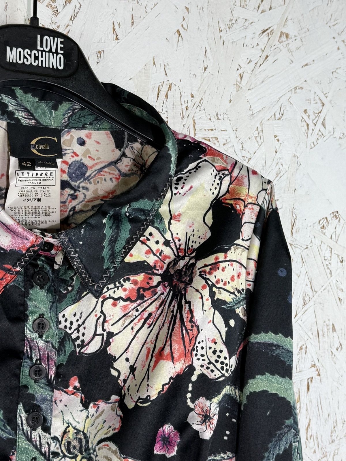 Just Cavalli Vintage Just Cavalli SS06 Floral Print Satin Shirt Blouse Size M / US 6-8 / IT 42-44 - 2 Thumbnail
