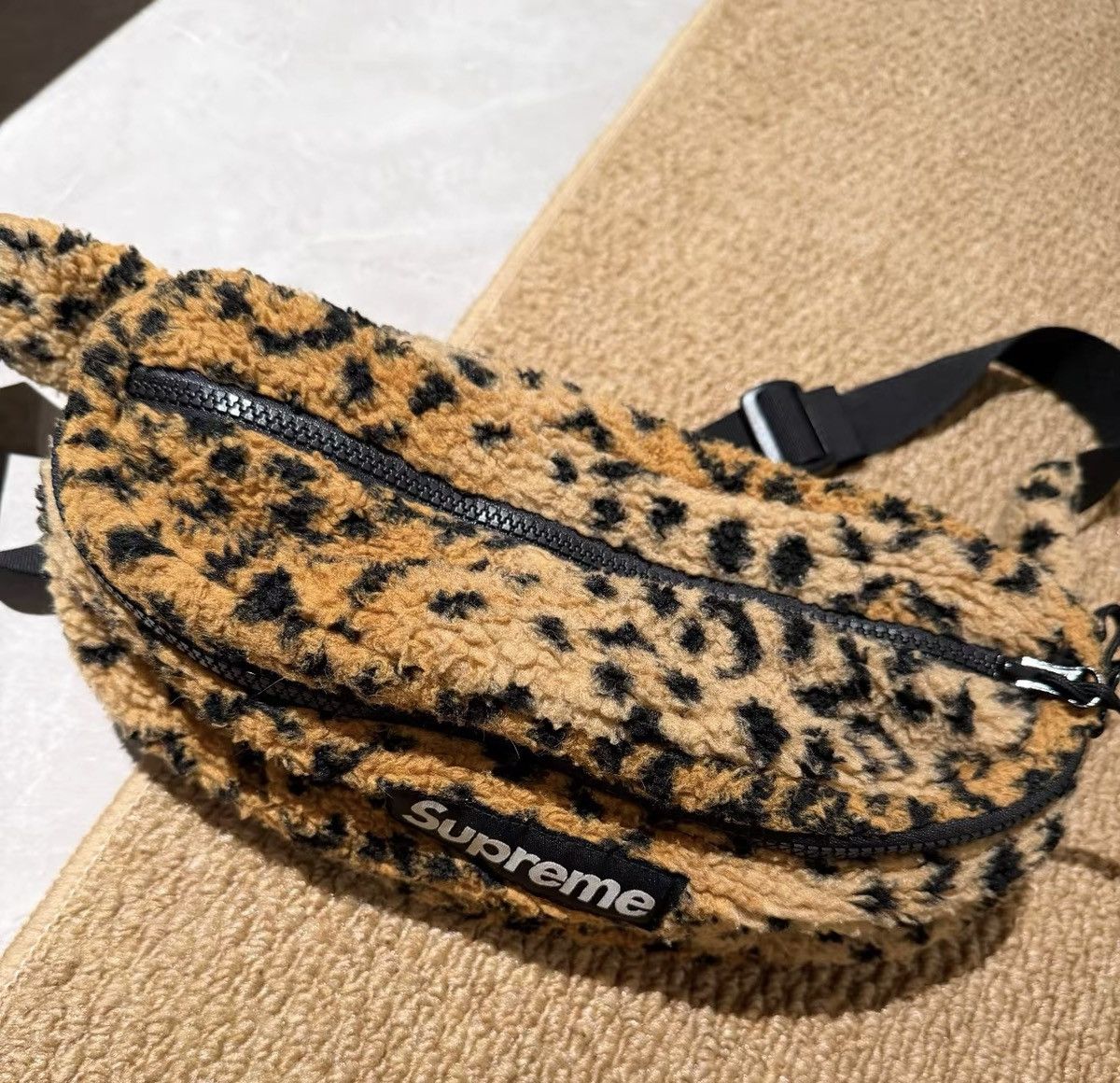 Supreme Supreme yellow leopard fleece waist bag Size ONE SIZE - 2 Thumbnail