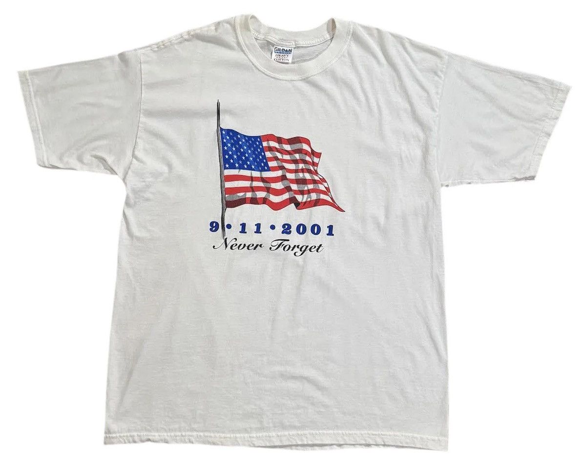 Gildan Vintage Never Forget 9-11 T Shirt (Size XL) Size US XL / EU 56 / 4 - 1 Thumbnail