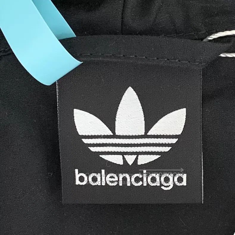 Balenciaga Balenciaga Colorblocked Side Stripe Logo Printed Cotton Ho Size US L / EU 52-54 / 3 - 5 Thumbnail