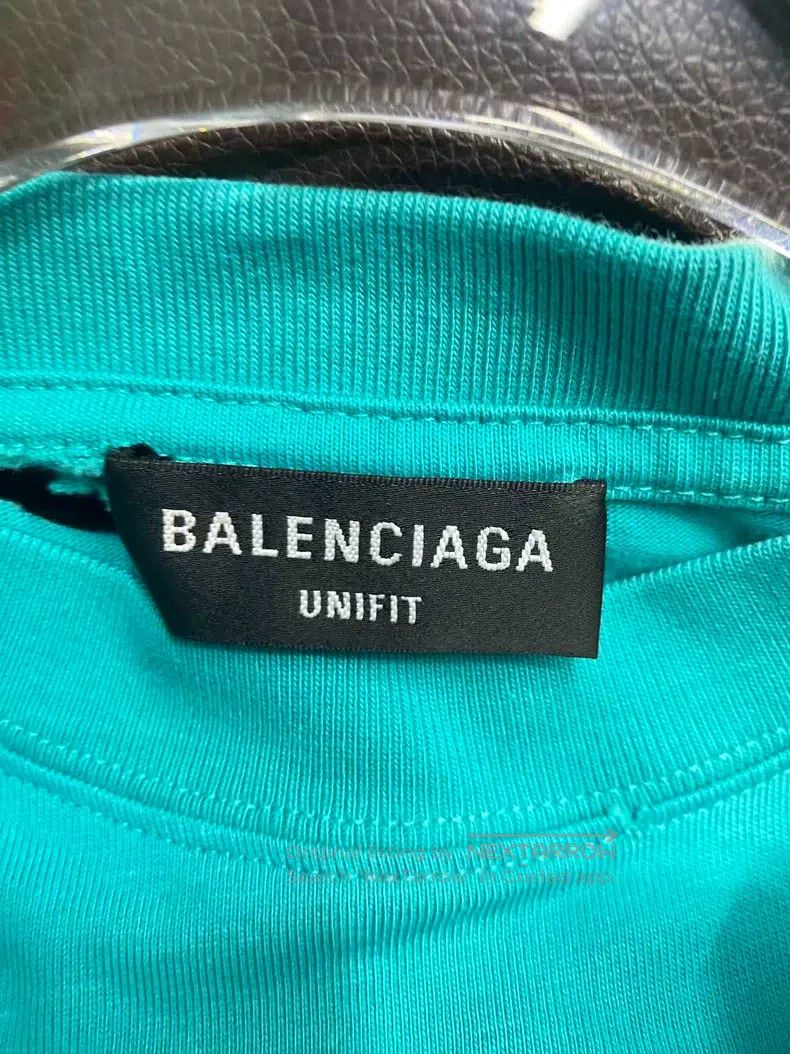 Balenciaga Balenciaga Lake Blue Hole Short Sleeve T-shirt, S Size US S / EU 44-46 / 1 - 2 Thumbnail