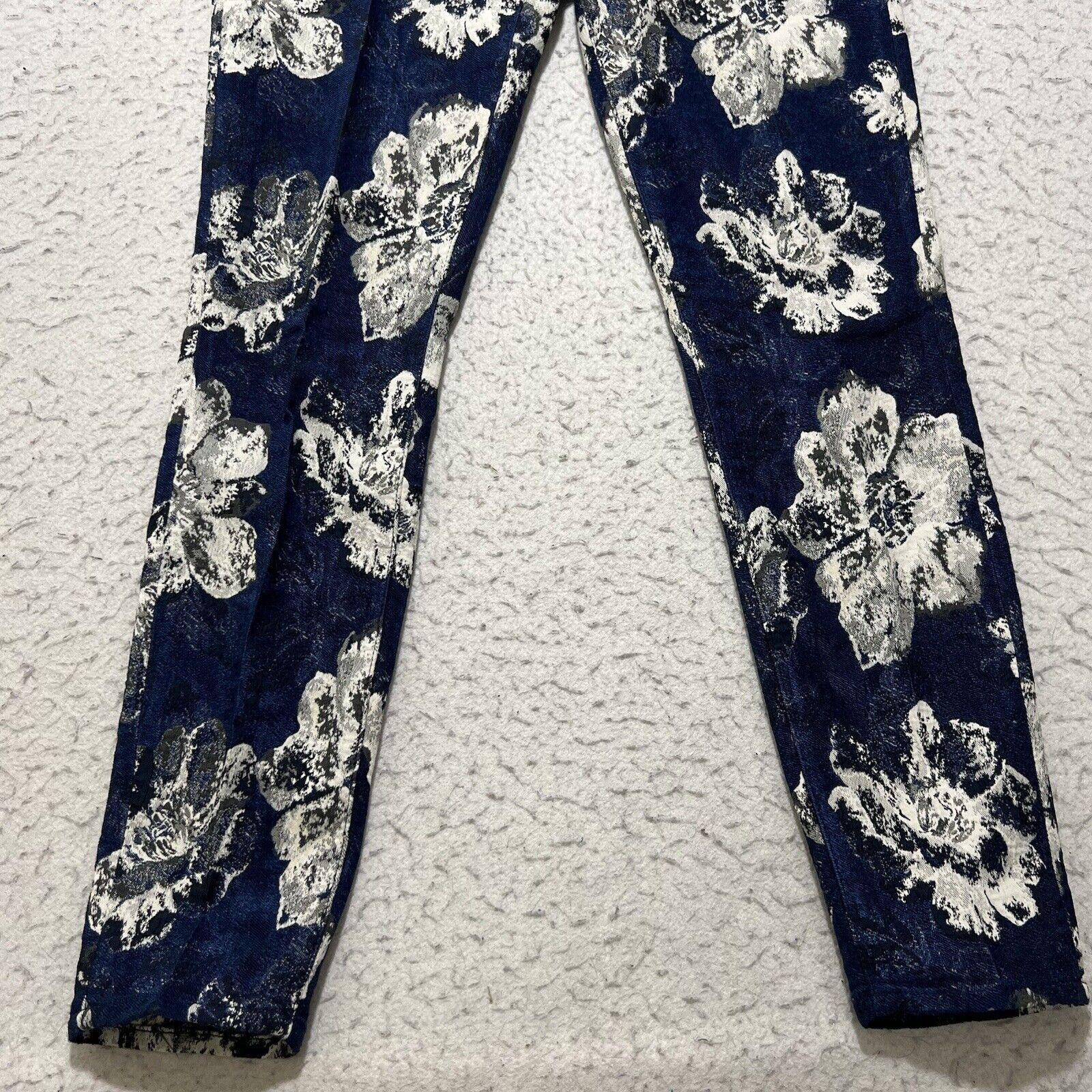 7 For All Mankind 7 For All Mankind Floral Ankle Jacquard Skinny Pants Blue Size 29" - 3 Thumbnail