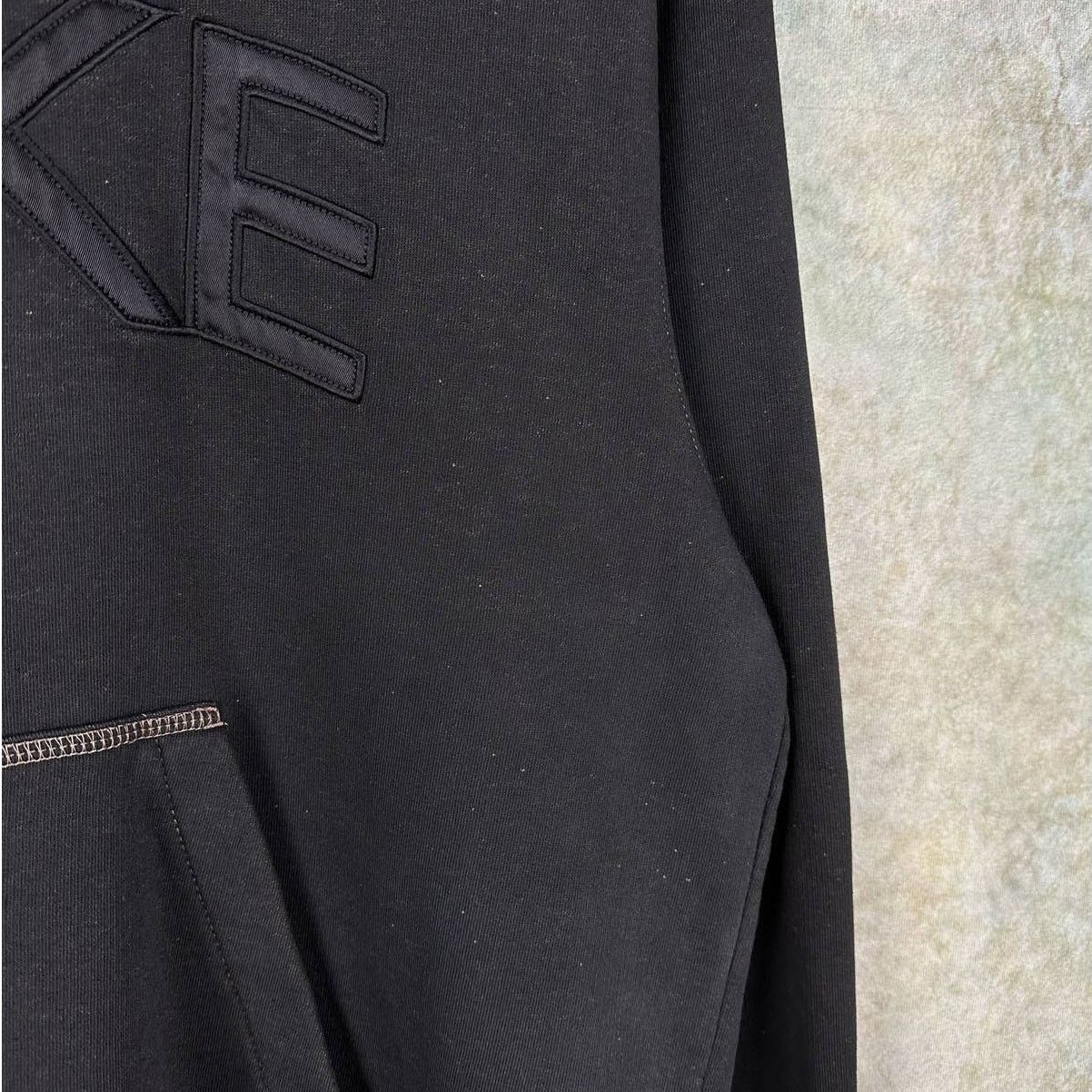 Nike × Vintage Vintage Y2K Nike Hoodie Sweatshirt Spell Out Sz M Black Size US M / EU 48-50 / 2 - 7 Thumbnail