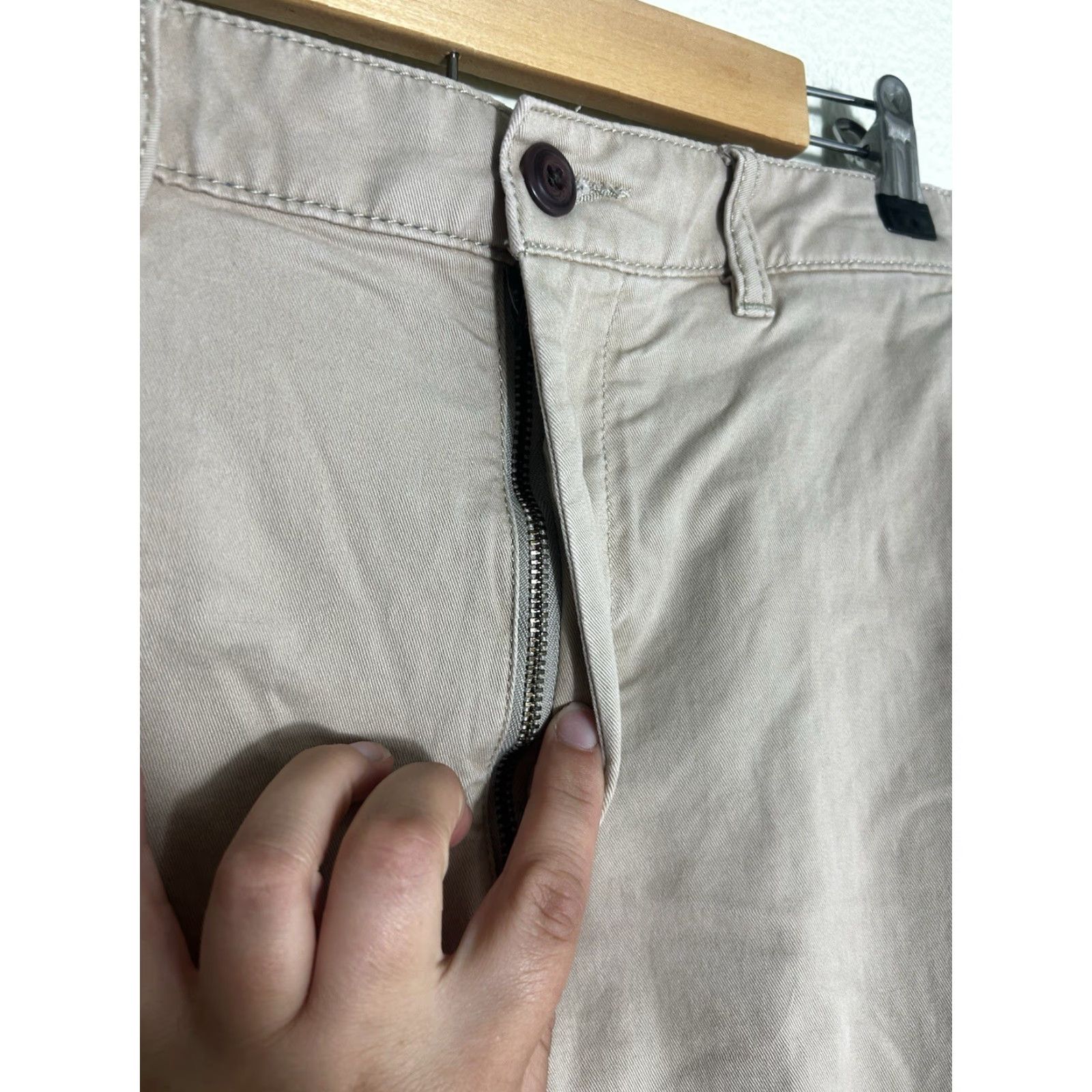 Vintage LL Bean Pants Mens 32x31 Beige Chino Classic Fit Straight Leg 509409 Size US 32 / EU 48 - 6 Thumbnail