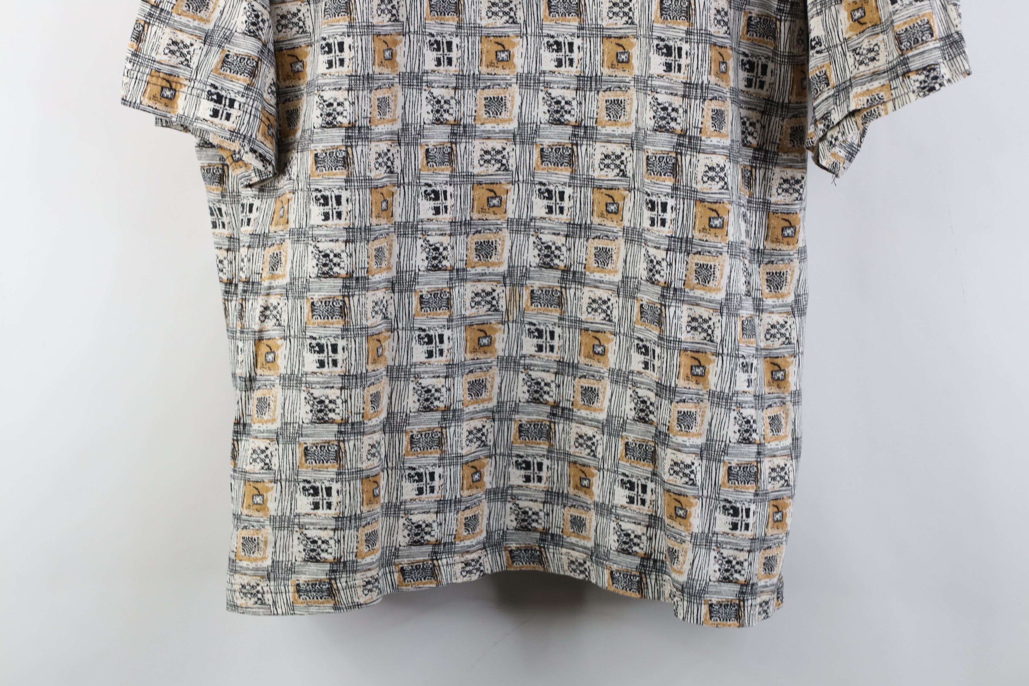 Vintage Vintage 90s Streetwear Geometric Golf Polo Shirt Cotton Size US L / EU 52-54 / 3 - 3 Thumbnail