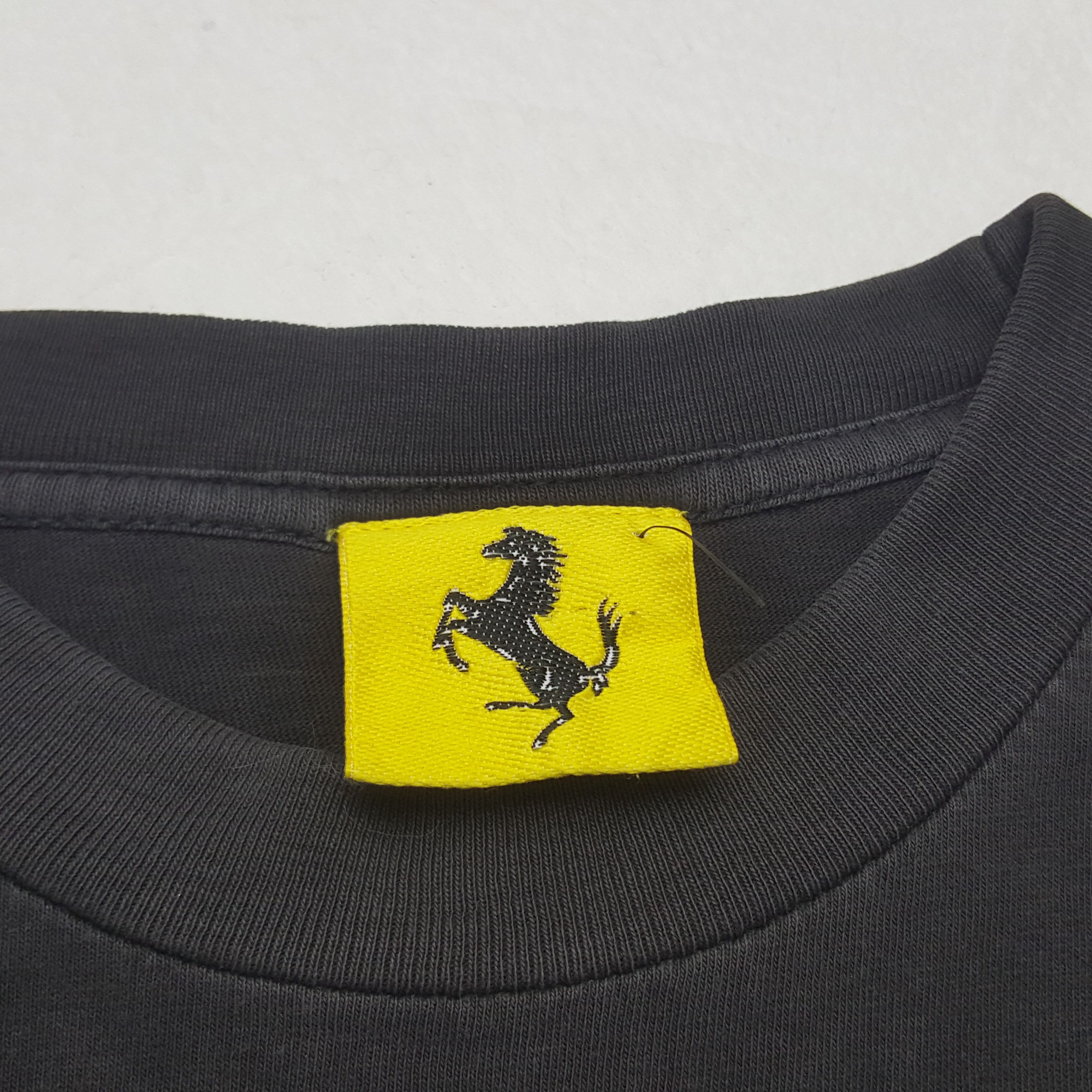 Vintage Vintage Ferrari Motorsports Racing Tshirt Size US S / EU 44-46 / 1 - 5 Thumbnail