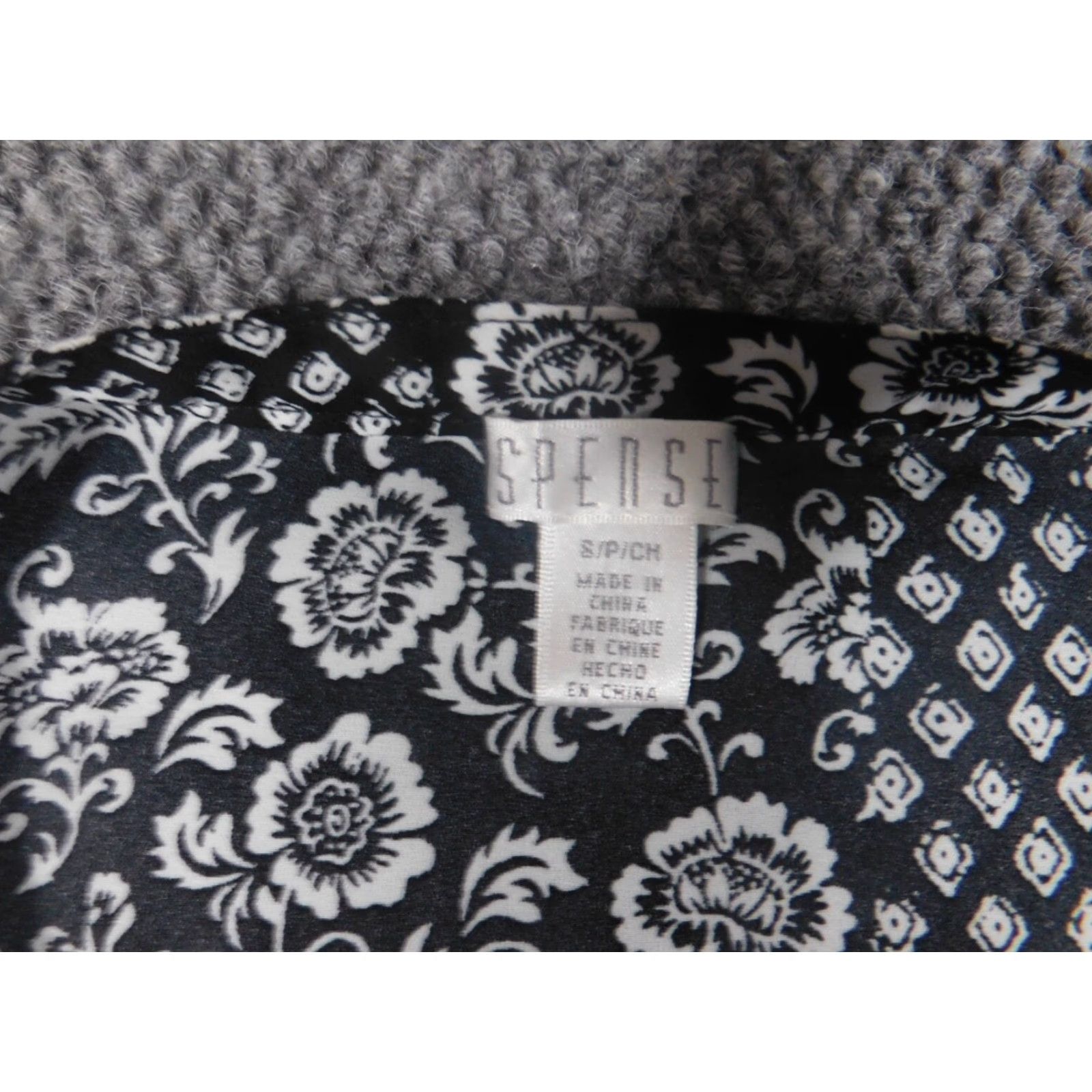 Vintage Spense Womens Blouse S Black Floral Tunic Button-Up Sleeveless Round Neck Pullover Casual Regular Polyester Down Button-Up Style Tunic Womens Size S / US 4 / IT 40 - 4 Thumbnail