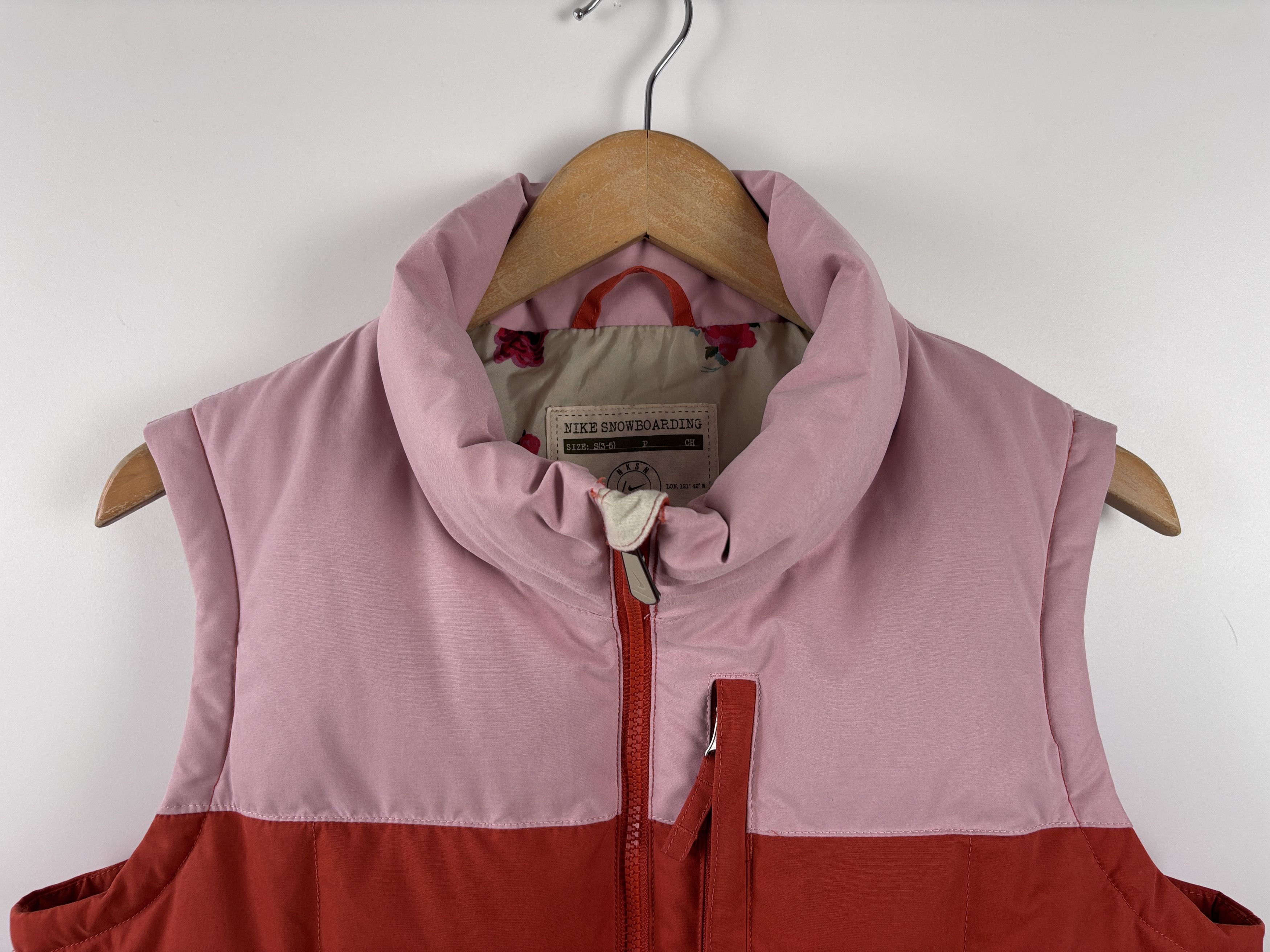 Nike Nike Snowboarding Down Vest Puffer Waistcoat Orange Pink S Size S / US 4 / IT 40 - 2 Thumbnail