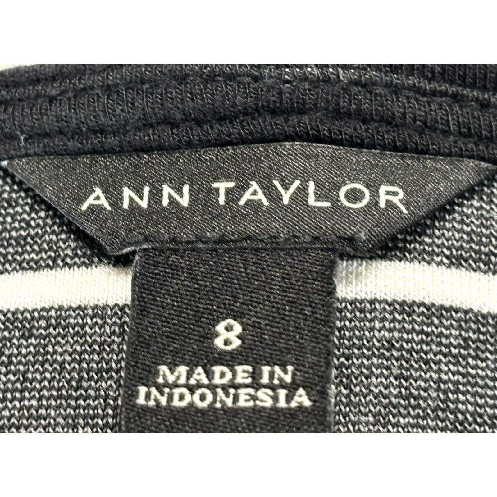 Ann Taylor Ann Taylor Shift Dress Striped 8 Bell Sleeve 3/4 Stretch Black White Women 8 Size M / US 6-8 / IT 42-44 - 7 Thumbnail