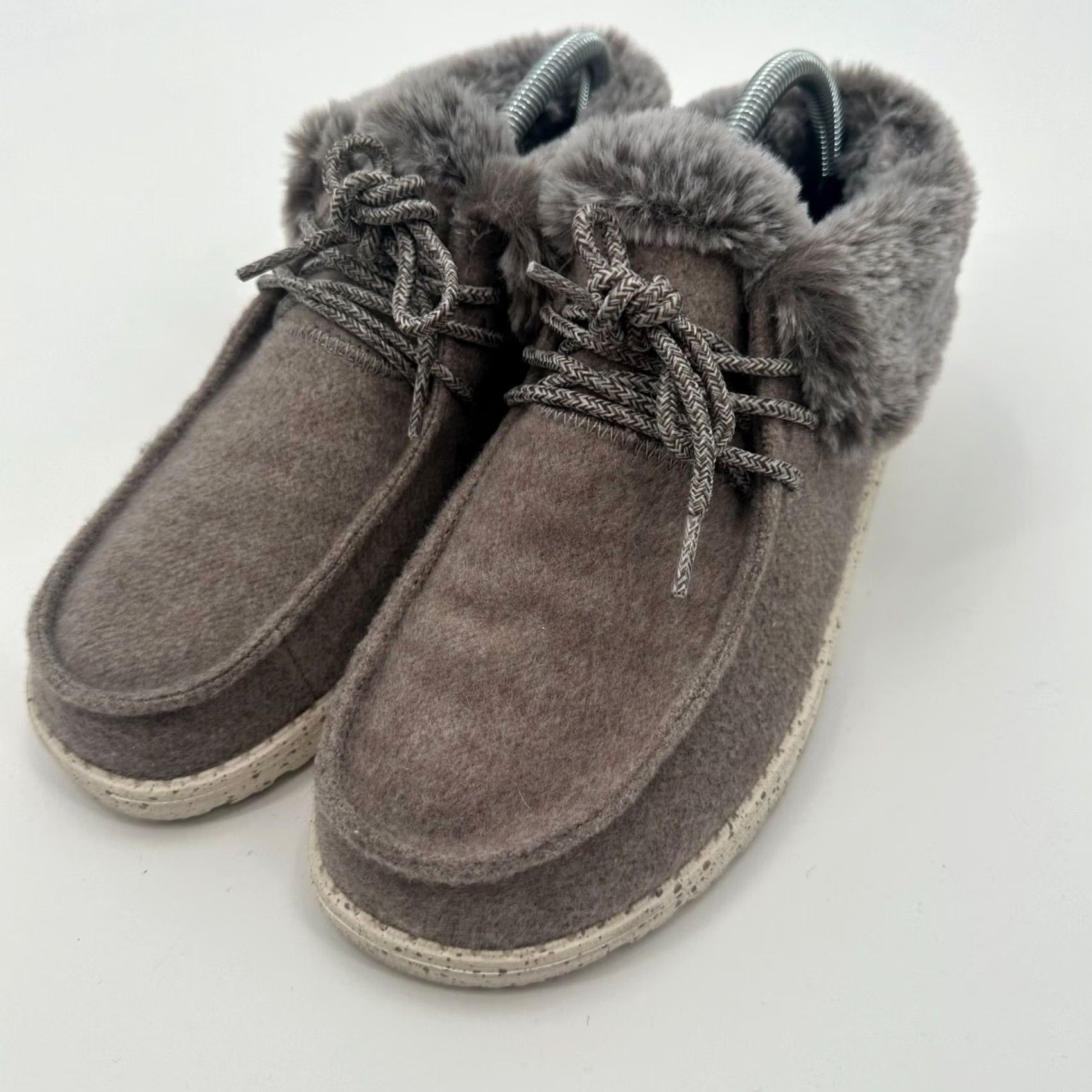 Vintage Hey Dude Casual Shoes Womens 8 Gray Faux Fur Canvas Lace Up Boots Shoes Casual Shoes Womens 8 Gray Faux Fur Canvas Lace Up Boots Shoes 121771900 Size US 8 / IT 38 - 2 Thumbnail