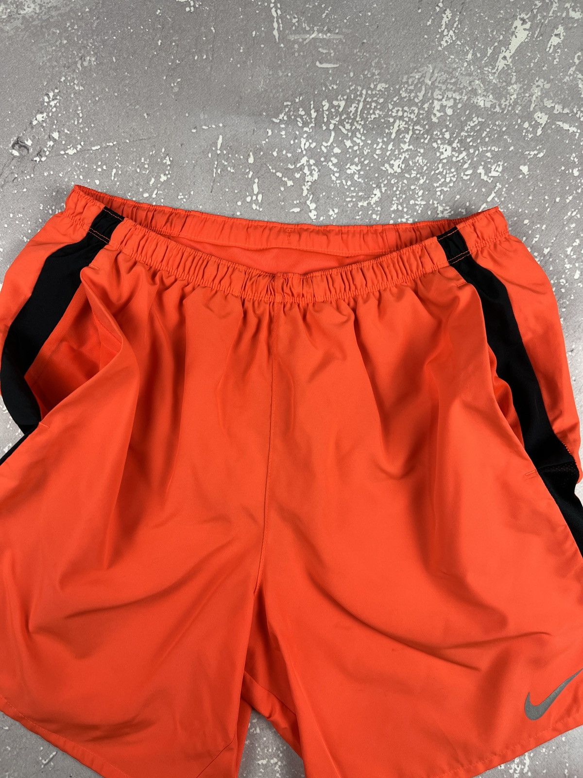 Nike Nike Dri Fit Running Swoosh Shorts Mens M Acid Orange Size US 32 / EU 48 - 4 Thumbnail