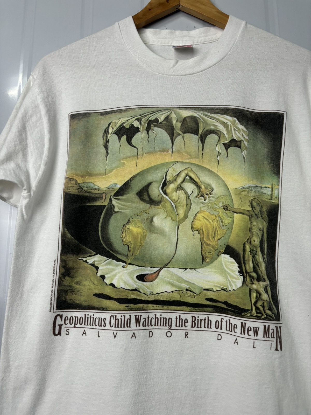 Vintage VERY RARE! Vintage 90’s Salvador Dali Birth Of New Man Size US M / EU 48-50 / 2 - 5 Thumbnail