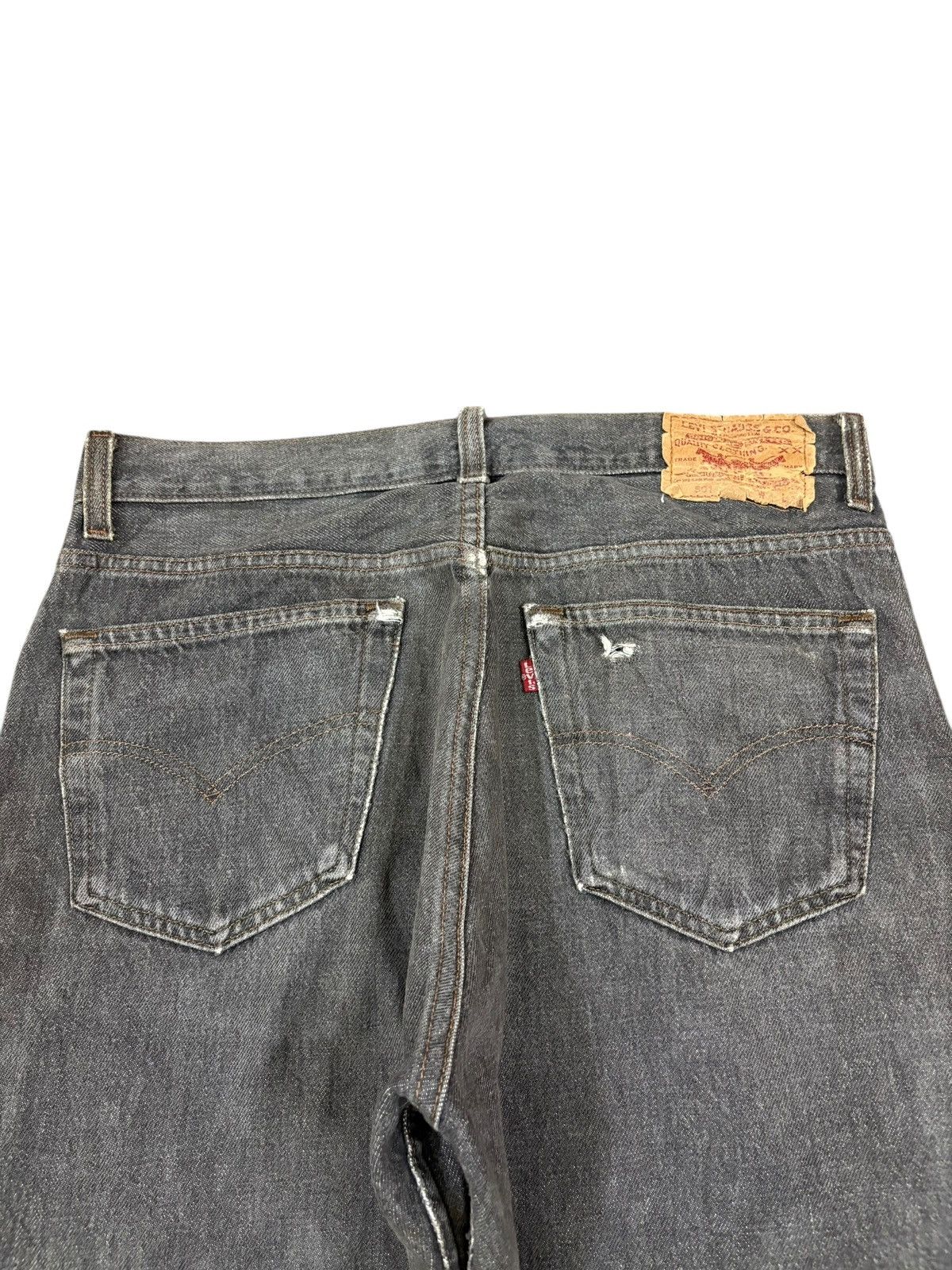 Levi's Vintage 90s Levis 501 Black Distressed Loose Jeans Size US 32 / EU 48 - 7 Thumbnail