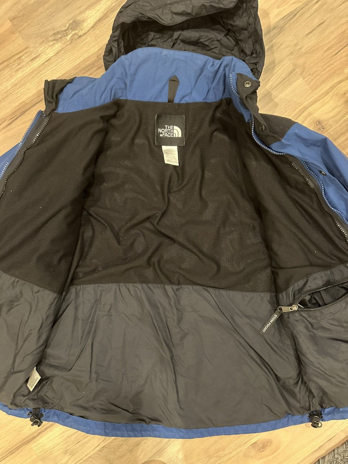 The North Face Vintage The North Face HyVent Jacket Size Small Size US S / EU 44-46 / 1 - 7 Thumbnail