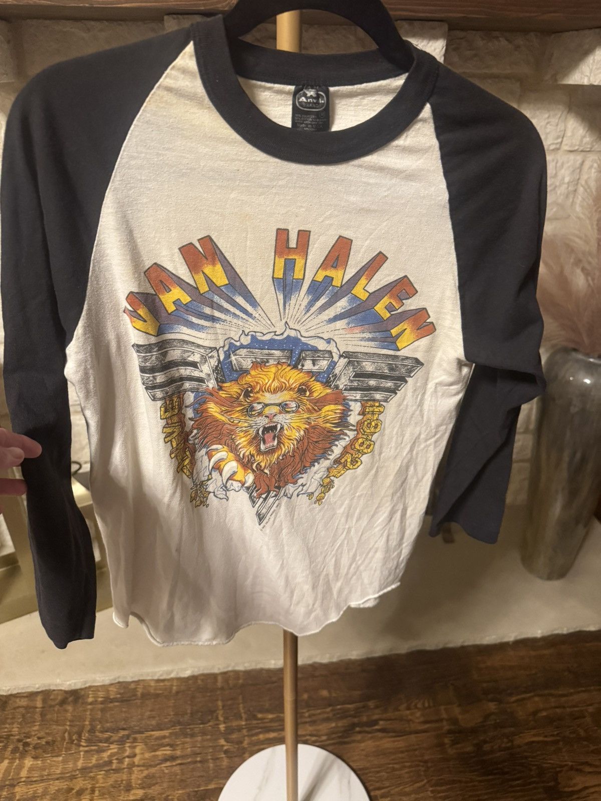 Other Vintage 1982 Van Halen Hide Your Sheep World tour T Size US M / EU 48-50 / 2 - 1 Thumbnail
