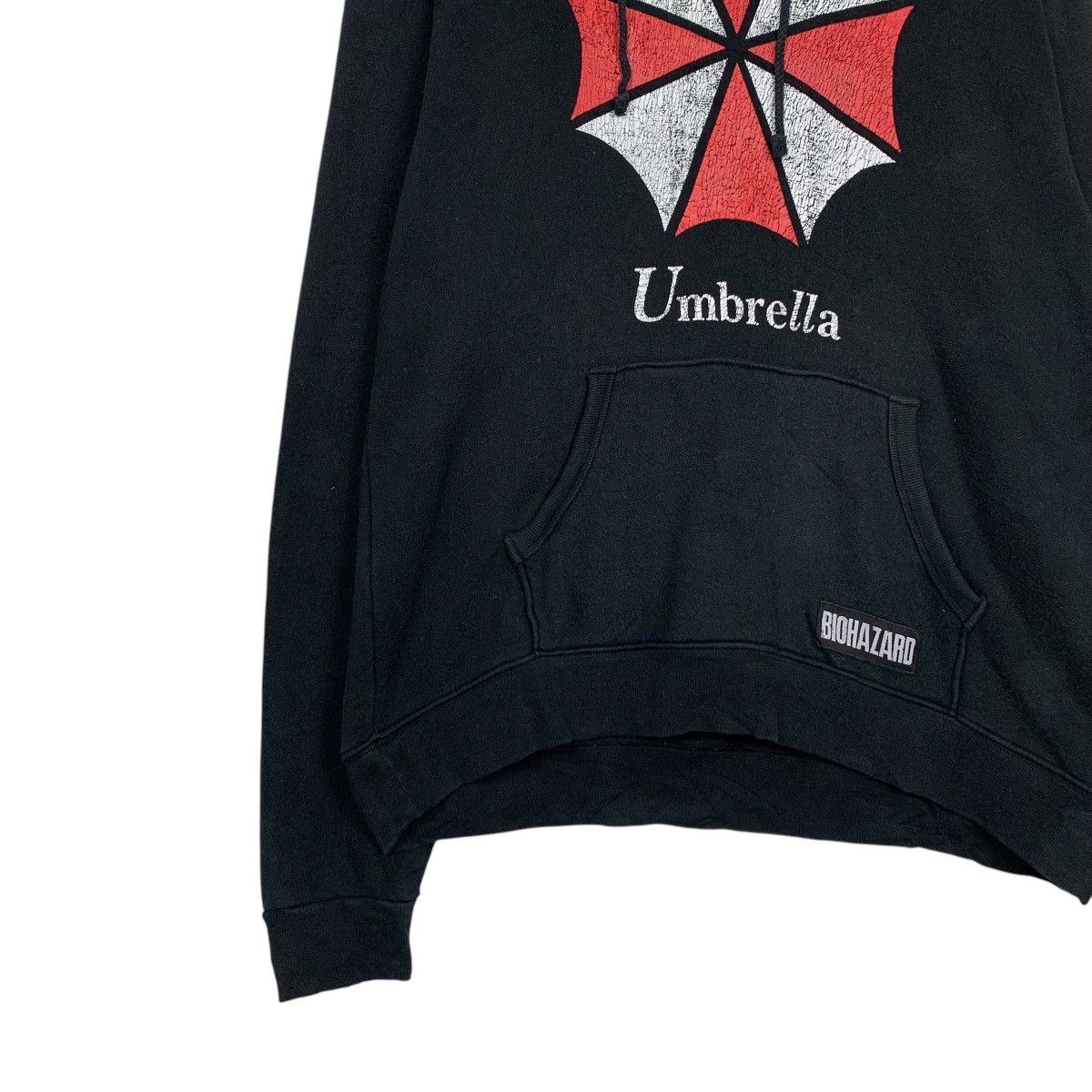 Japanese Brand BIOHAZARD Umbrella Big Logo Capcom Hoodies #2217-C98 Size US L / EU 52-54 / 3 - 3 Thumbnail