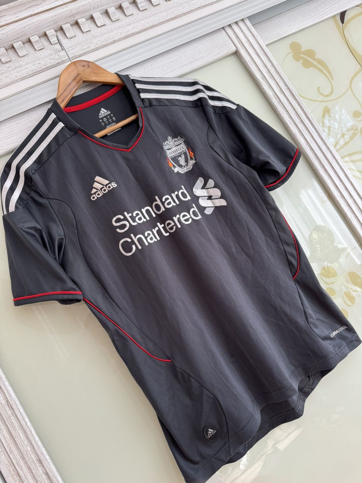 Adidas Liverpool 2011-2012 Away Soccer Jersey Football Kit Shirt Size US S / EU 44-46 / 1 - 4 Thumbnail