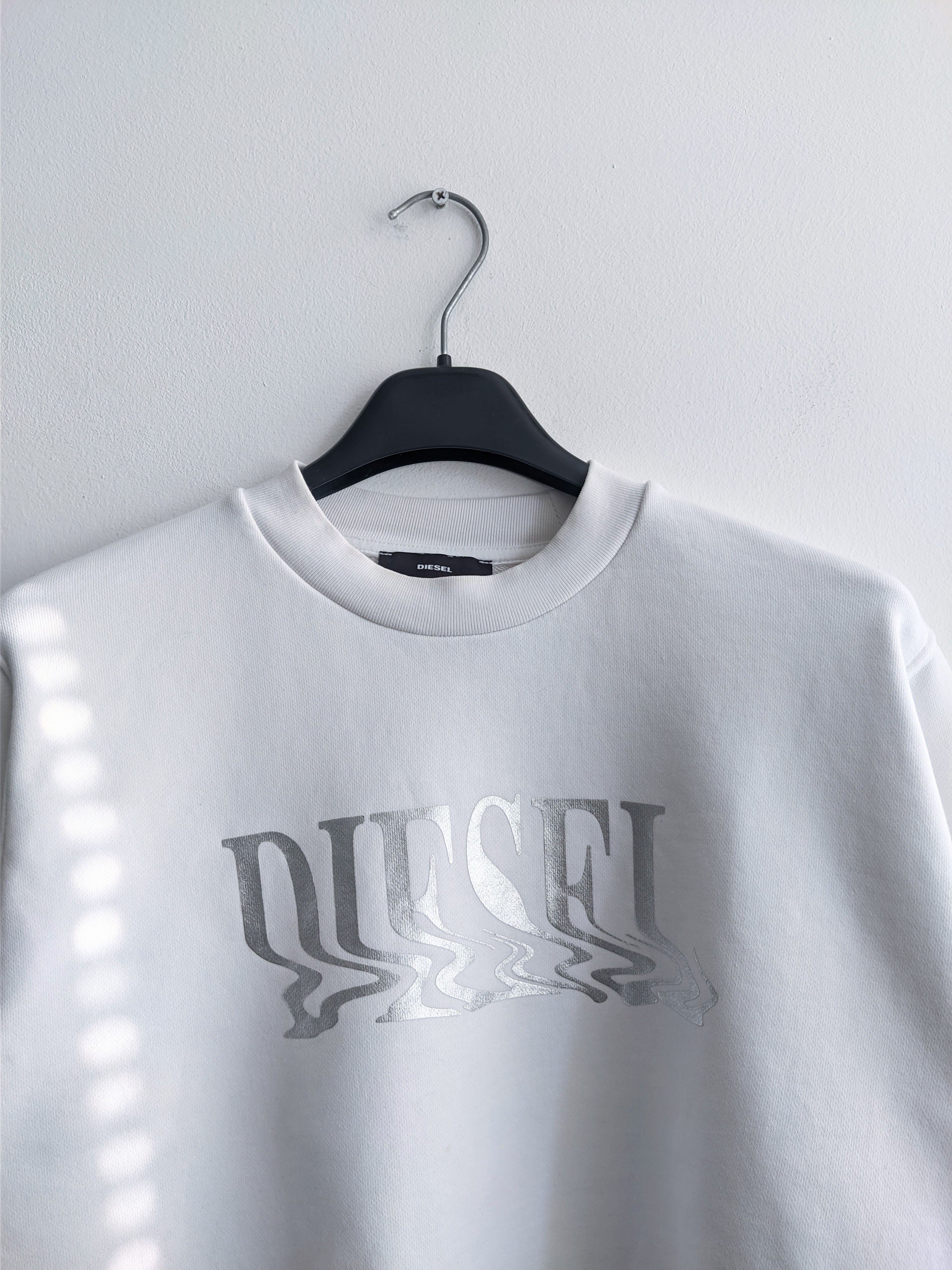 Diesel Diesel sweatshirt big logo white y2k Size US L / EU 52-54 / 3 - 2 Thumbnail