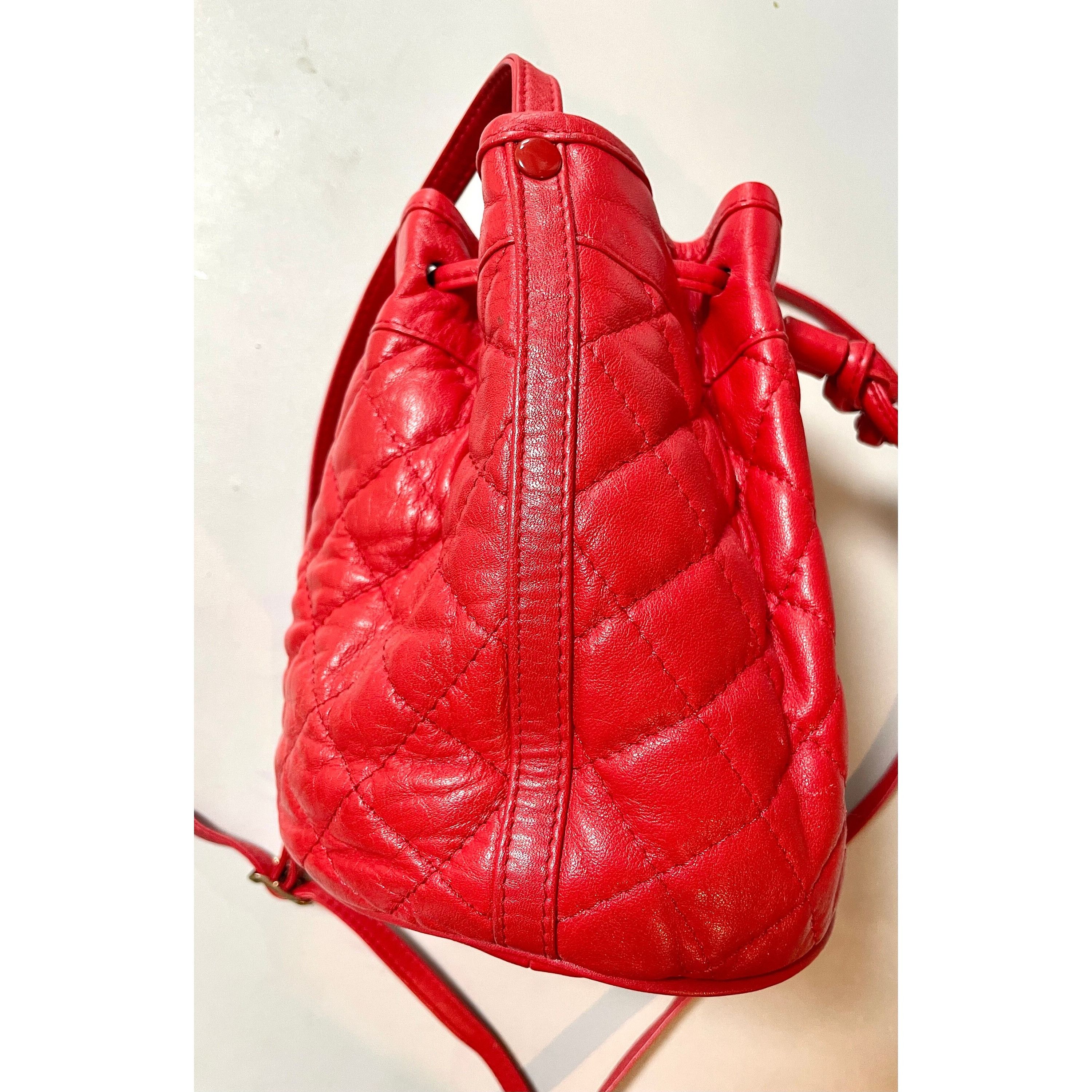 Nina Ricci Vintage Nina Ricci red quilted leather mini hobo bucket bag Size ONE SIZE - 5 Thumbnail