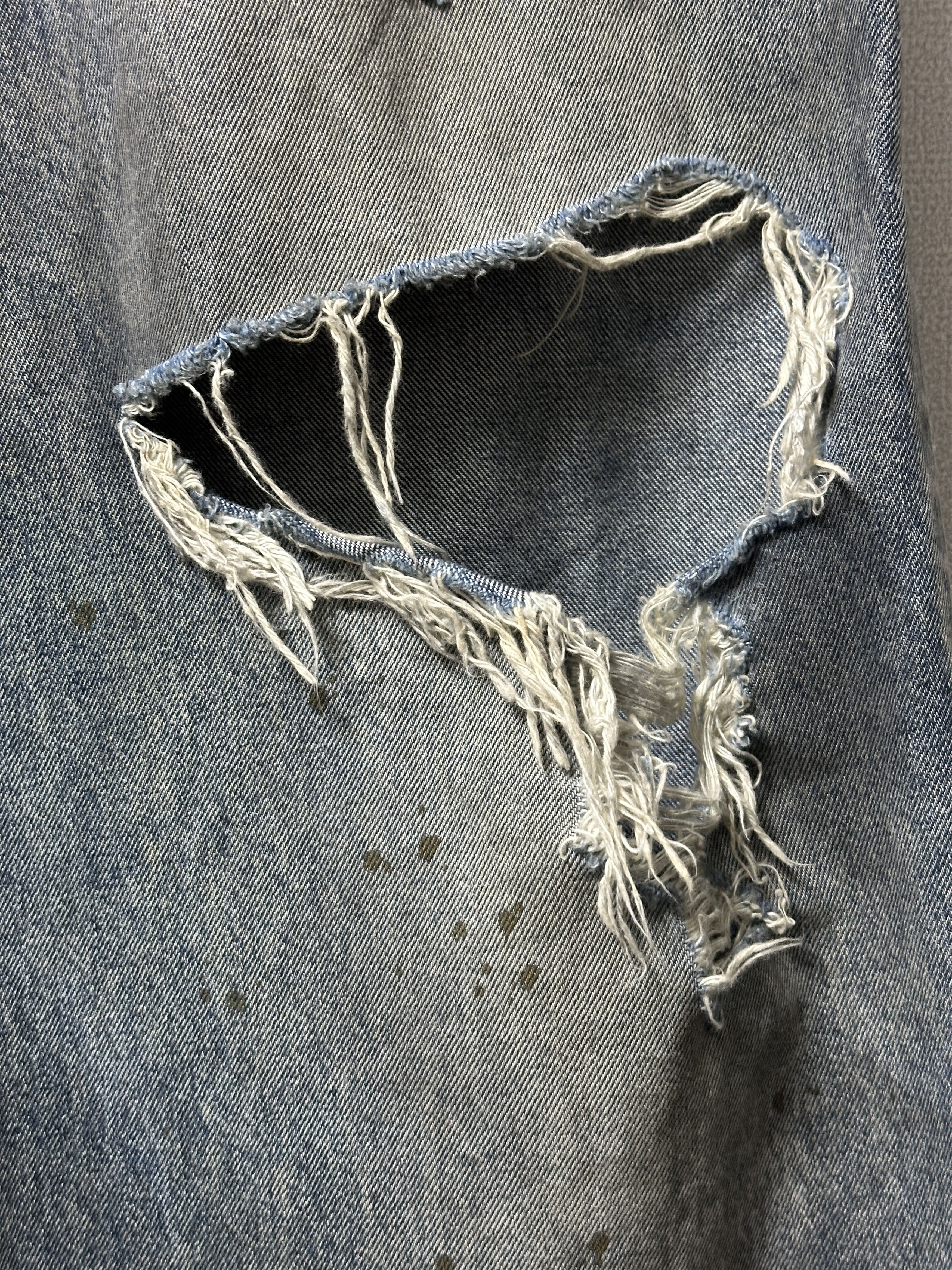 Balenciaga Balenciaga "Mud Show" Distressed Baggy Jeans Size US 32 / EU 48 - 5 Thumbnail
