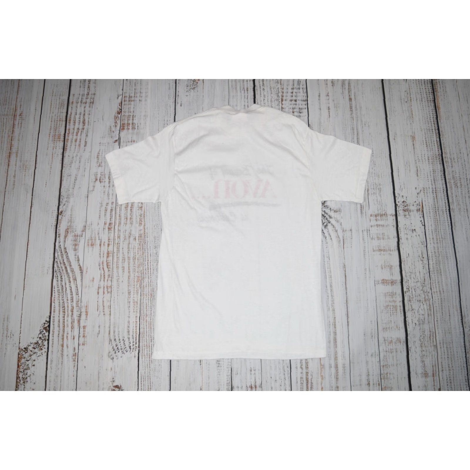 Vintage Vintage 1970s Avon Beauty Lipstick Graphic T-Shirt Large White Casual Retro Mod Size L / US 10 / IT 46 - 6 Thumbnail