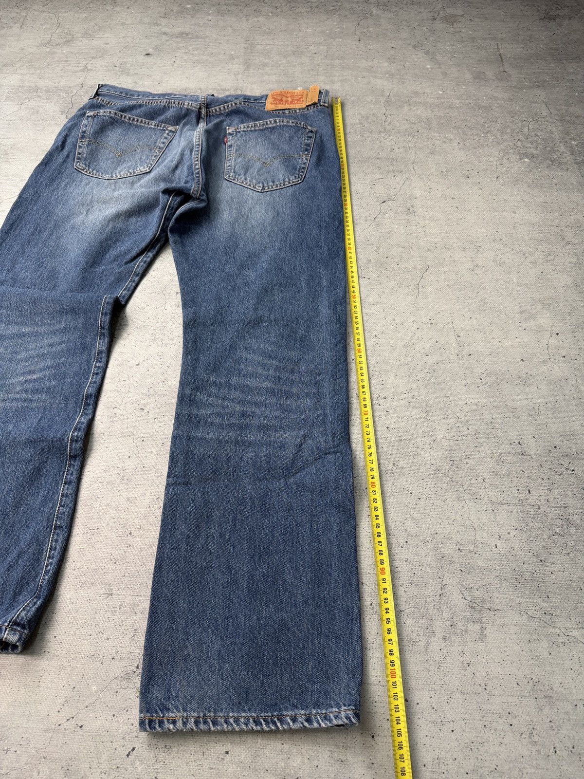 Levi's 90s Levi’s 501 Light Wash Cut Hem Jeans 34x30 Size US 34 / EU 50 - 4 Thumbnail