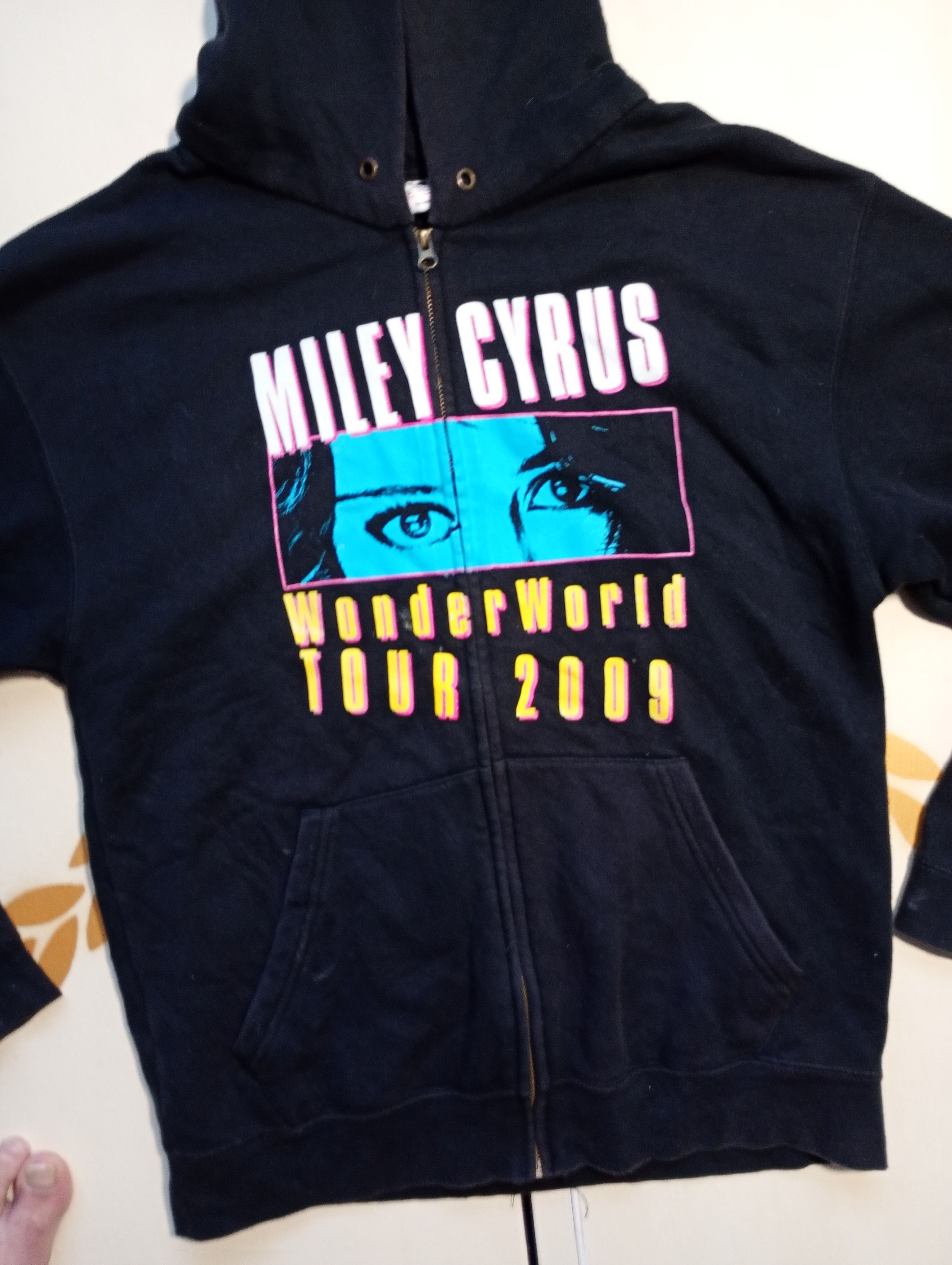 Band Tees × Fruit Of The Loom Miley Cyrus Wonder World Tour 2009 Fruit of the Loom Hoodie Size US S / EU 44-46 / 1 - 7 Thumbnail