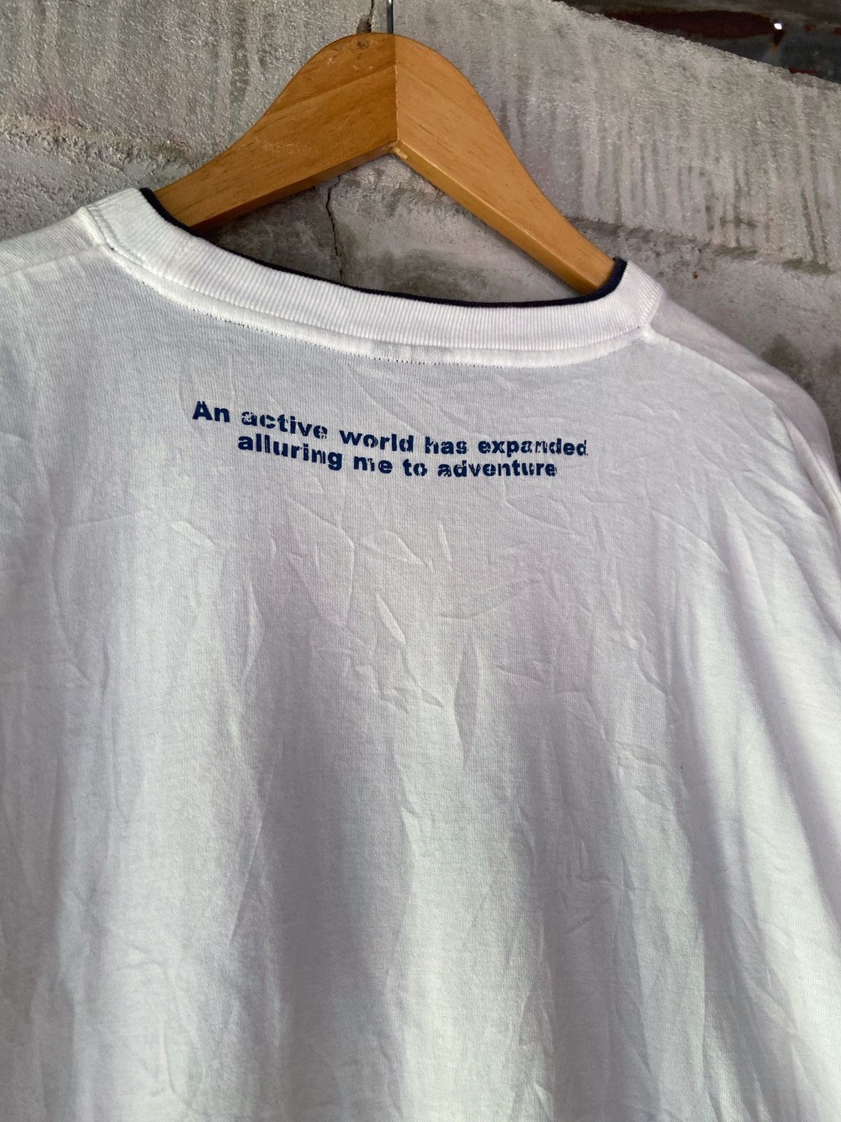 Japanese Brand WORLD HAS EXPANDED ALLURING ME TO ADVENTURE LONG SLEEVE Size US M / EU 48-50 / 2 - 11 Thumbnail