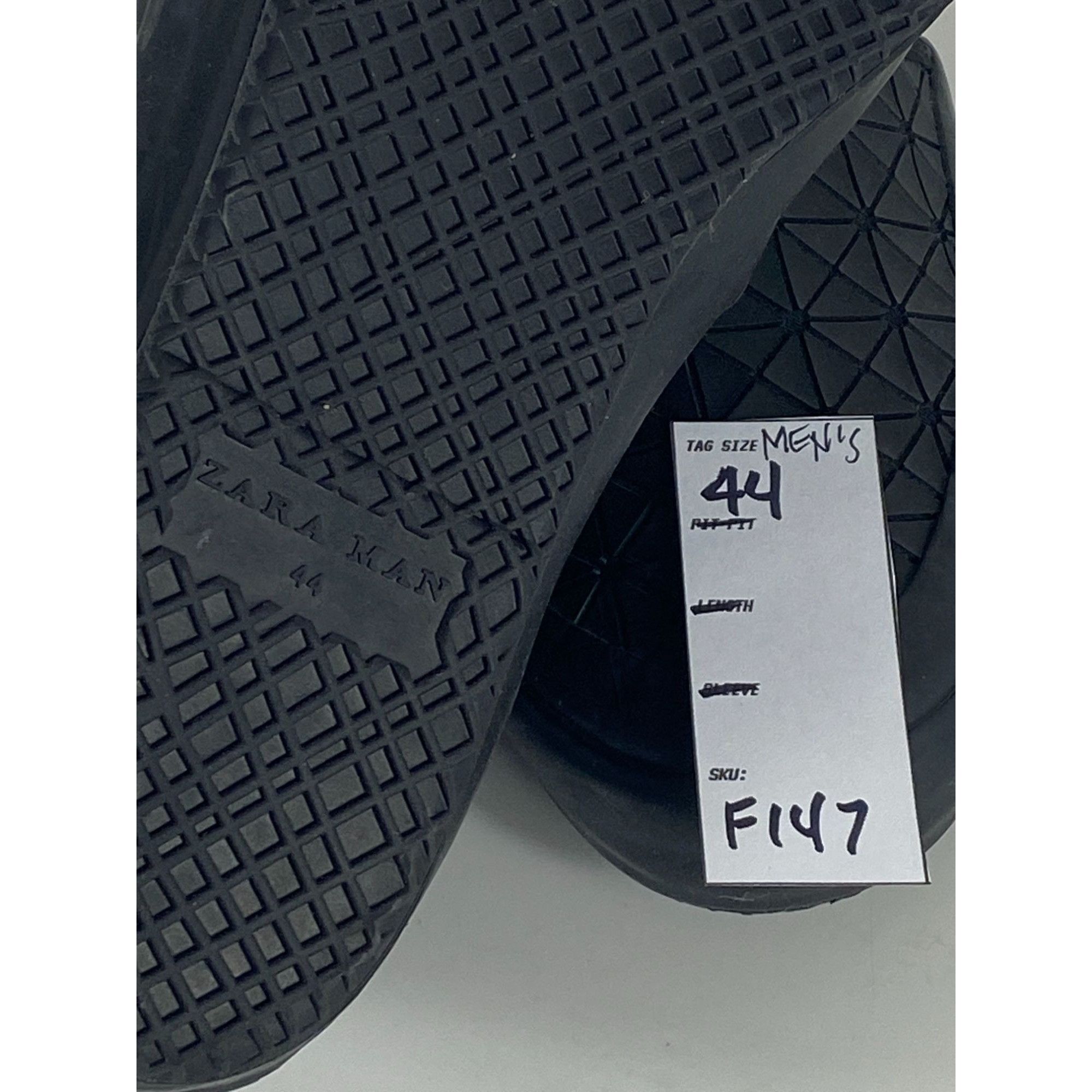 Zara Zara Man Rubber Texture Square/Diamond Pattern Slip On Sneak Size US 11 / EU 44 - 8 Thumbnail