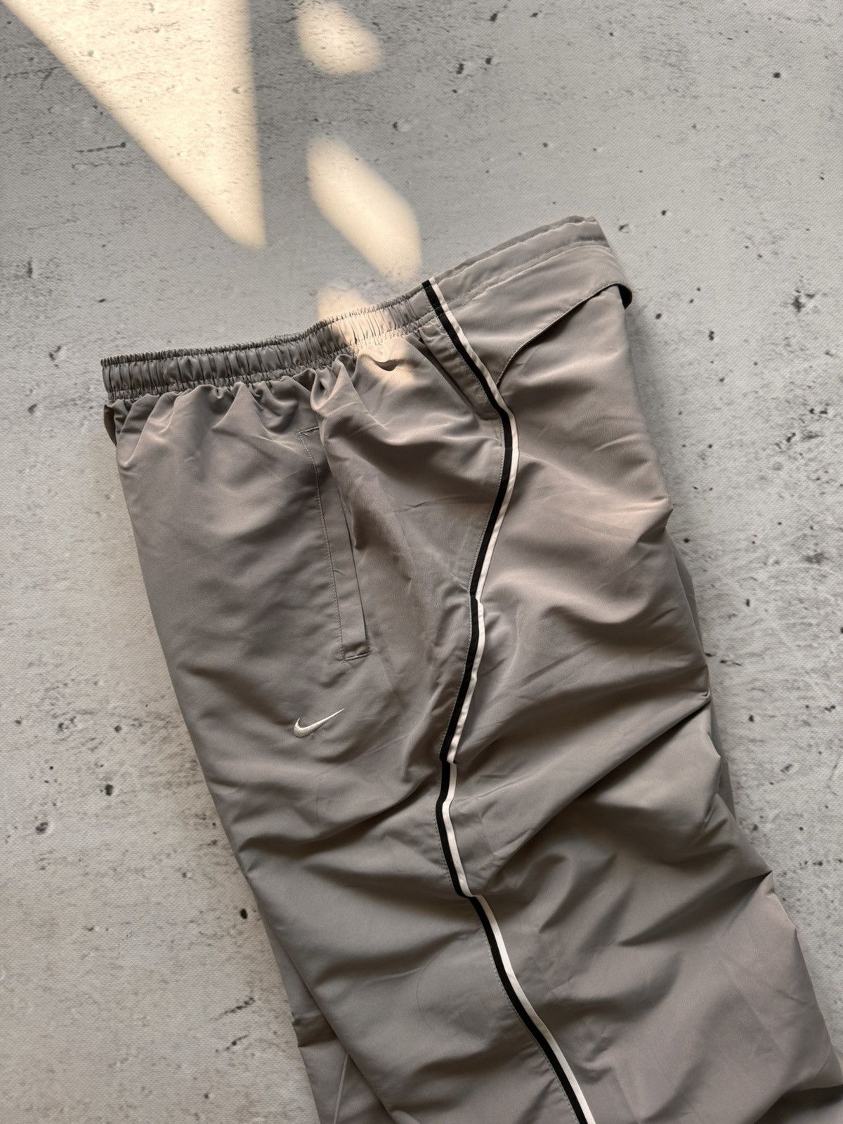 Nike × Vintage NIKE VINTAGE BASIC LOGO OVERSIZE BAGGY PANTS Size US 36 / EU 52 - 4 Thumbnail