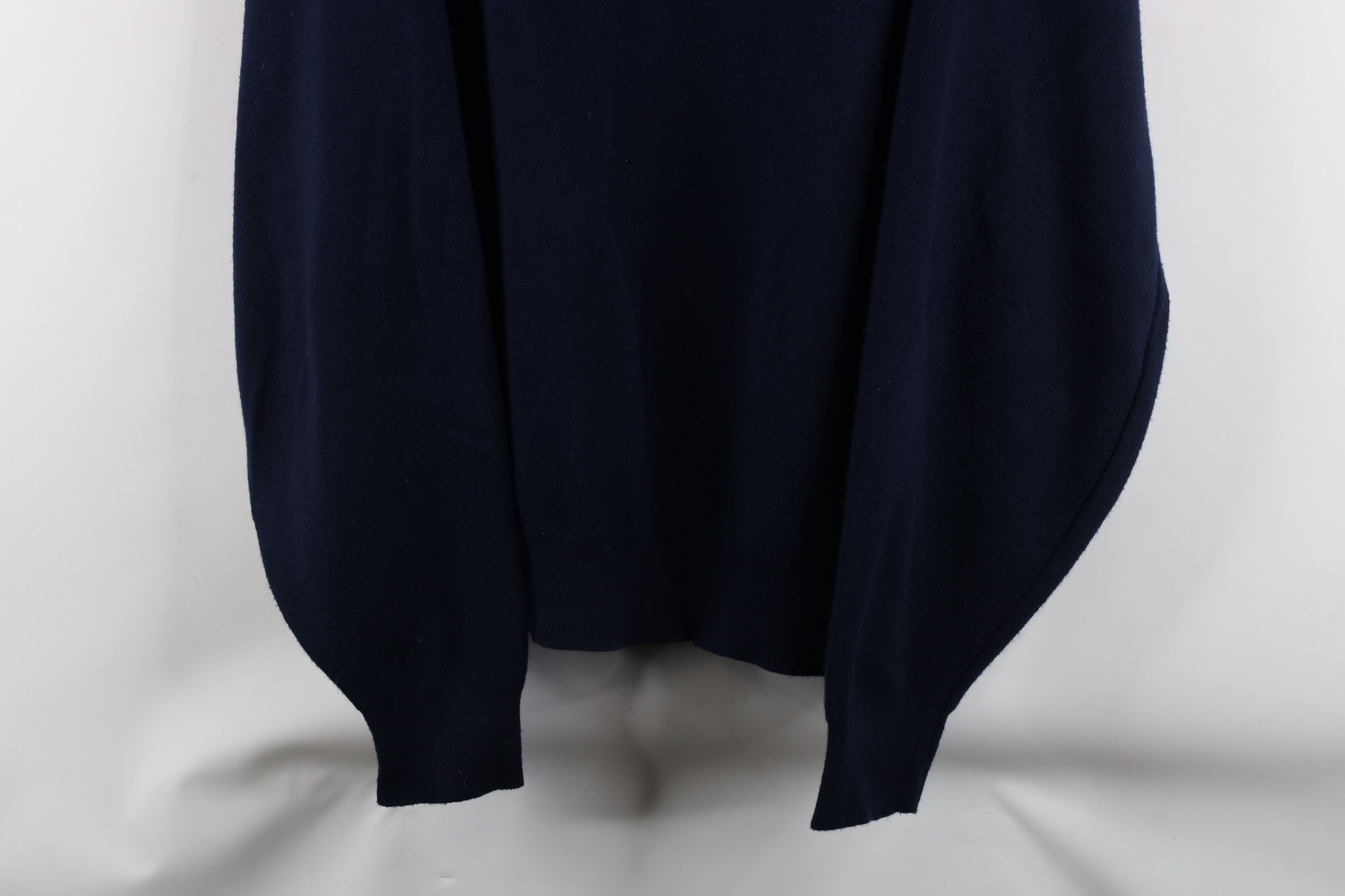 Vintage Vintage 90s Streetwear Knit V-Neck Sweater Navy Blue USA Size US XXL / EU 58 / 5 - 3 Thumbnail