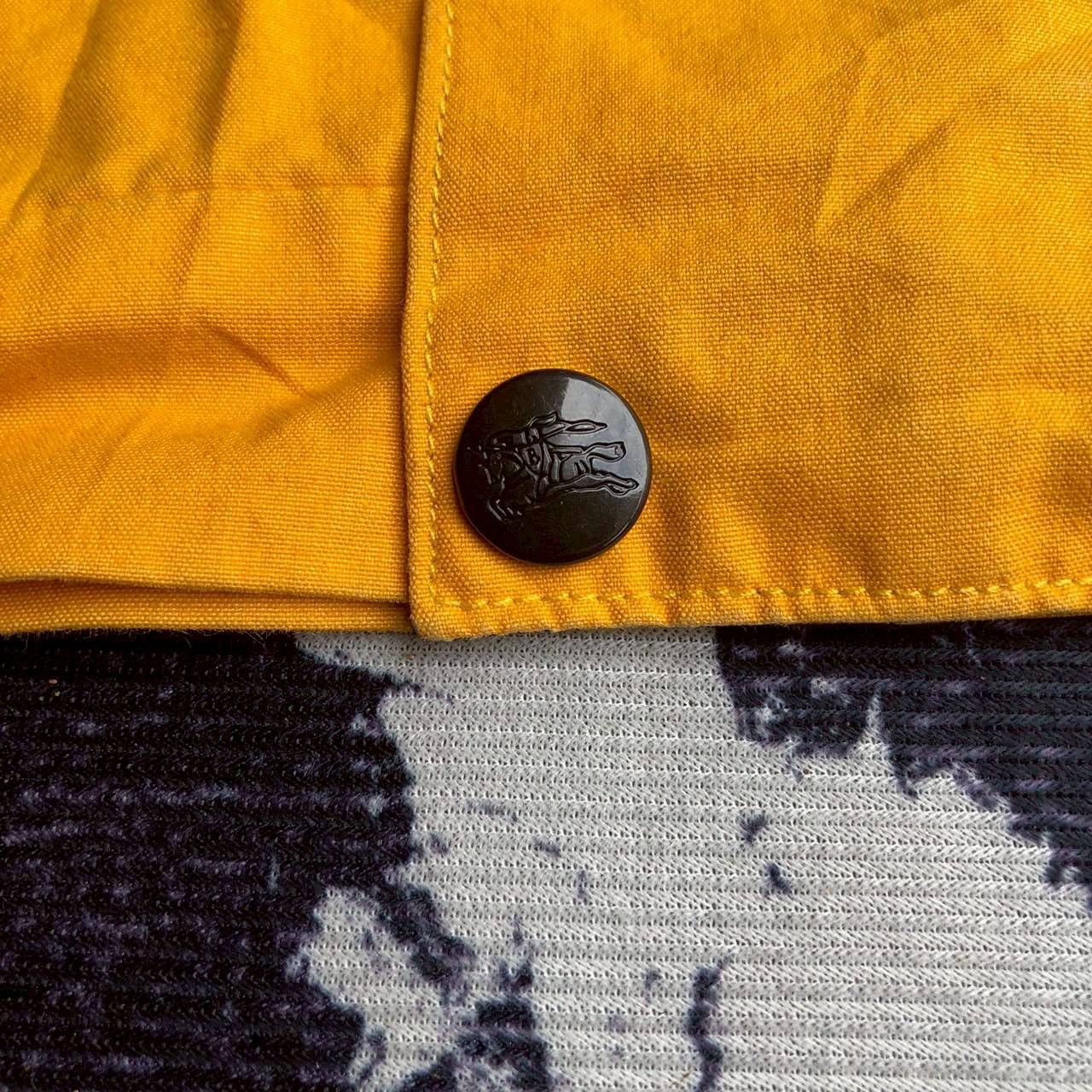 Burberry Vintage 90s Burberrys Yellow Windbreaker Jacket Size US L / EU 52-54 / 3 - 8 Thumbnail