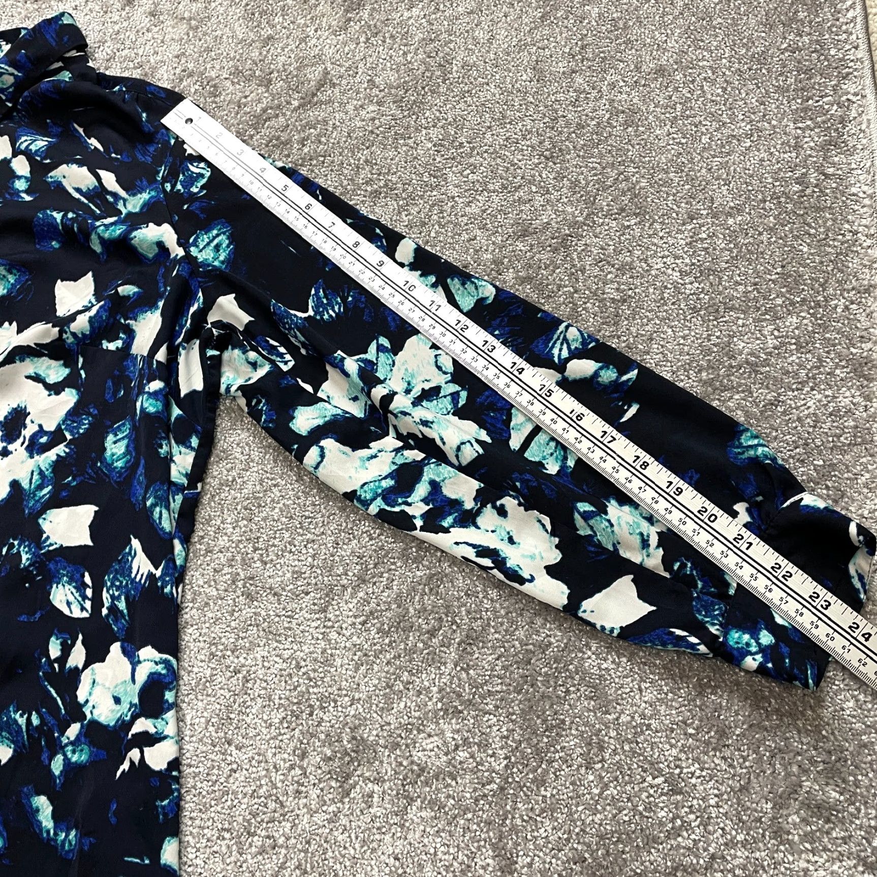 Apt. 9 Apt. 9 Button-Up Shirt Womens 1X White Blue Floral 3/4 Sleeve Collared Shirt Size XL / US 12-14 / IT 48-50 - 4 Thumbnail