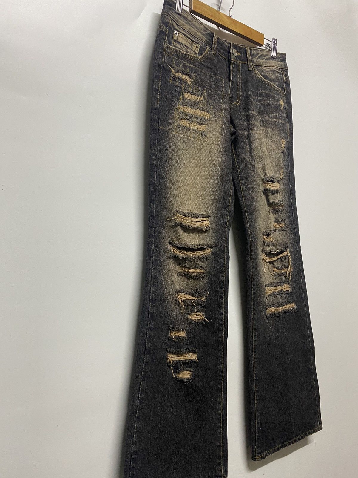 Designer × Japanese Brand FUGA DISTRESSED JEANS FLARED BOOTCUT DENIM PANT Size 30" / US 8 / IT 44 - 6 Thumbnail