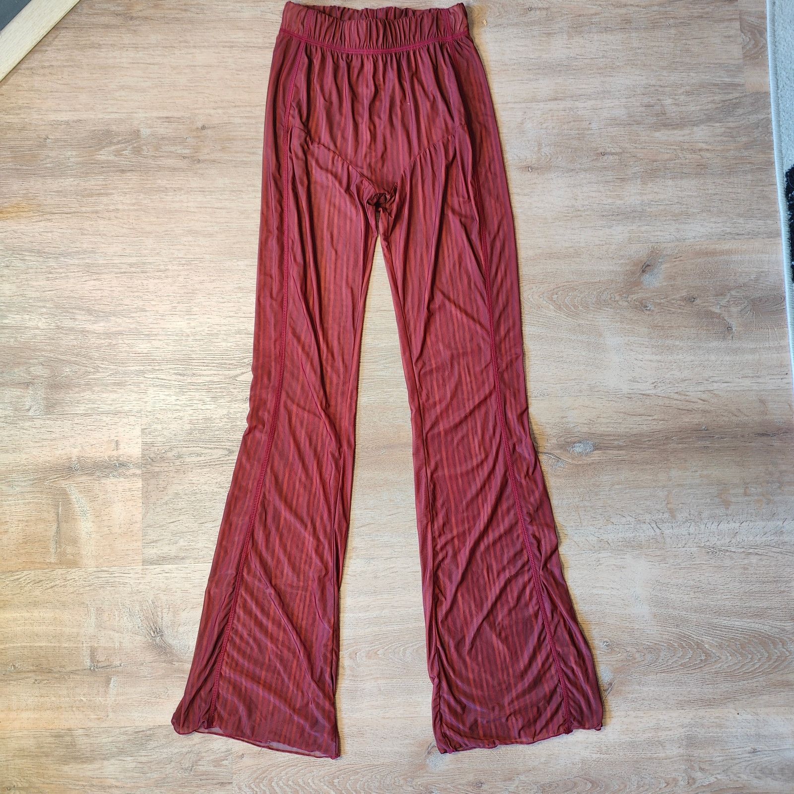 AVAVAV Avavav Apartment Pants Womens Medium Red Stripe Semi-Sheer Size 30" / US 8 / IT 44 - 1 Thumbnail