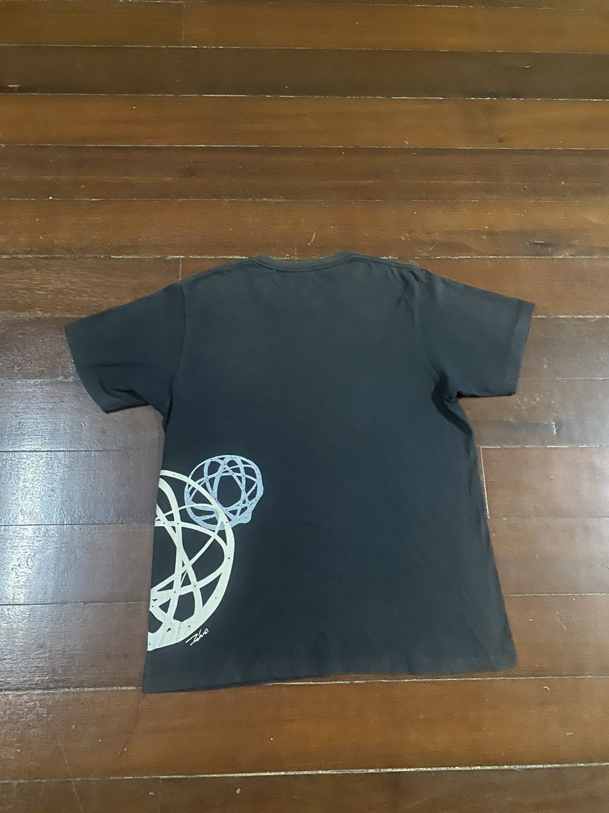 Futura × Uniqlo Rare Futura laboratories x Uniqlo graphic art Tee sun faded Size US L / EU 52-54 / 3 - 7 Thumbnail