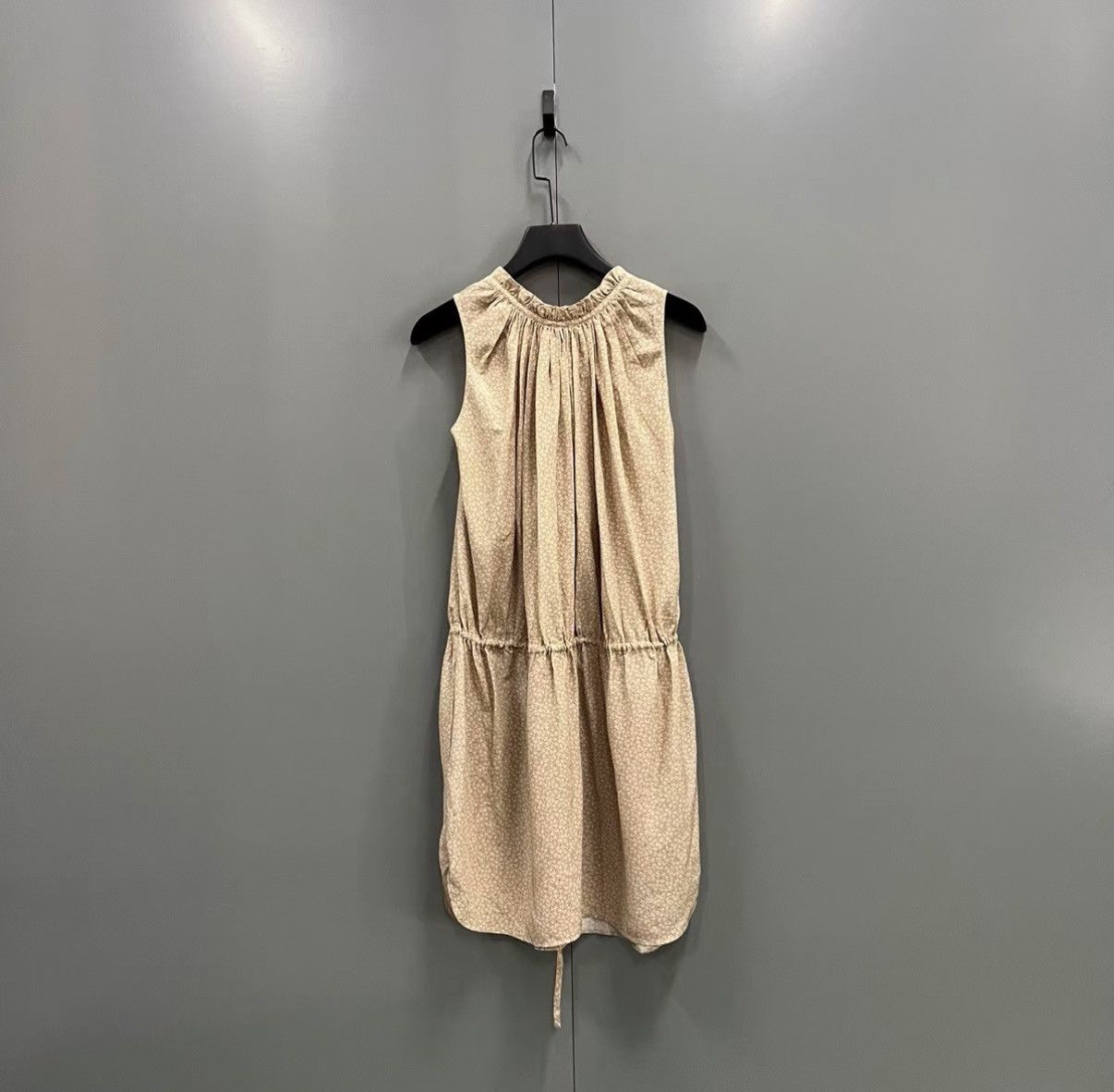 Burberry Burberry Floral Sleeveless Dress J41 Size XS / US 0-2 / IT 36-38 - 2 Thumbnail