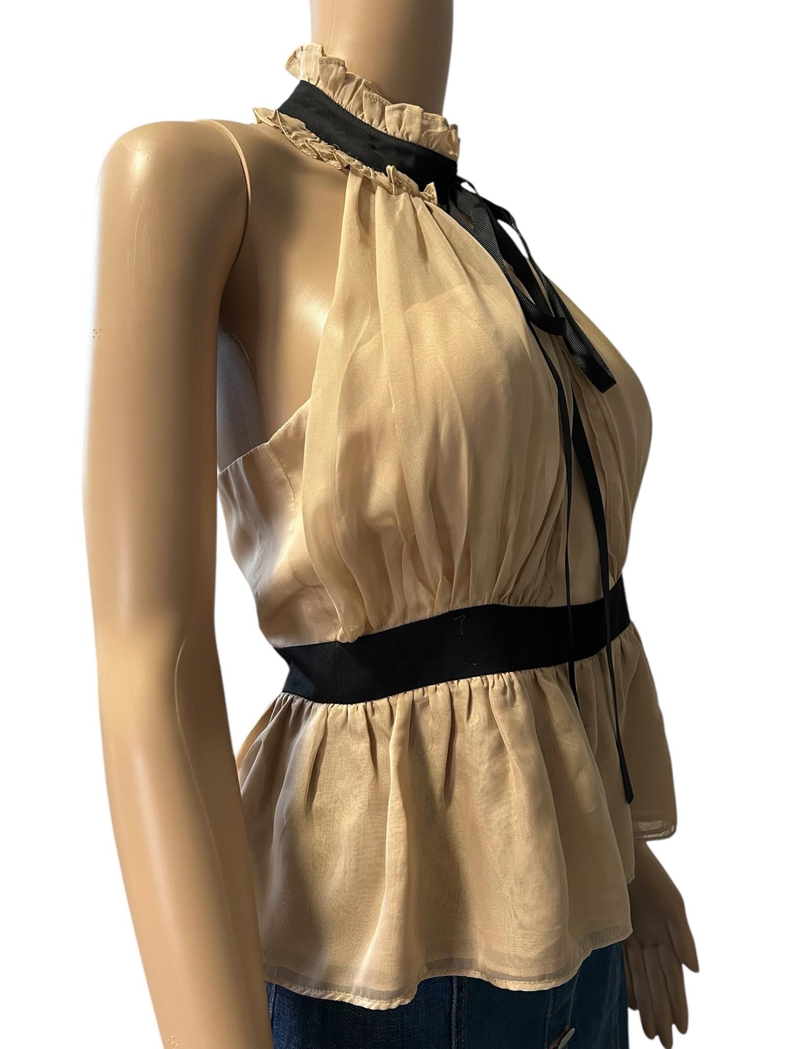 Designer Chic Ruffled Halter Neck Top - Elegant Peplum Design Size M / US 6-8 / IT 42-44 - 2 Thumbnail