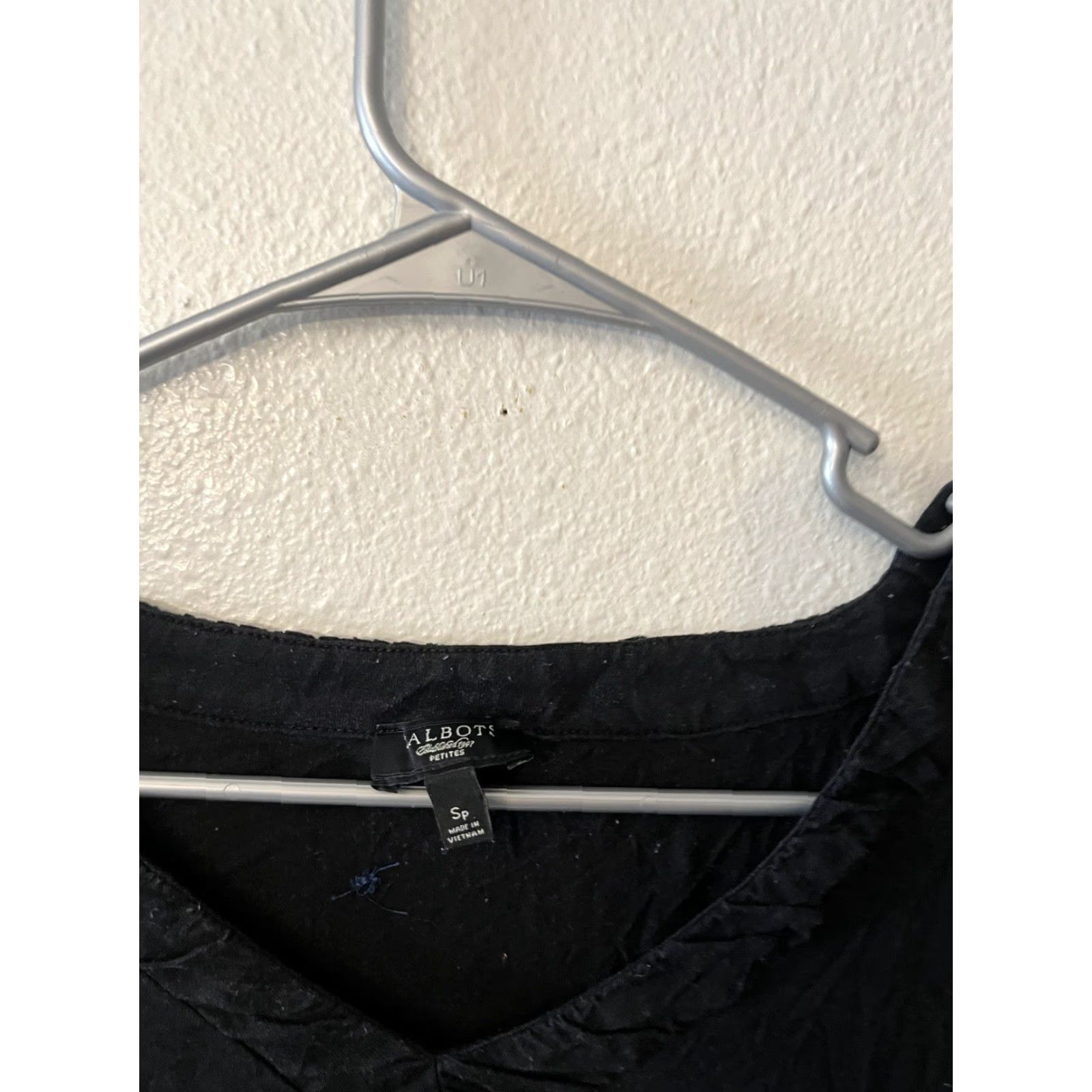 Talbots Talbots Pullover Shirt Women Black Long Sleeve V-Neck Cotton Blend PS Petite Size SP Size S / US 4 / IT 40 - 2 Thumbnail